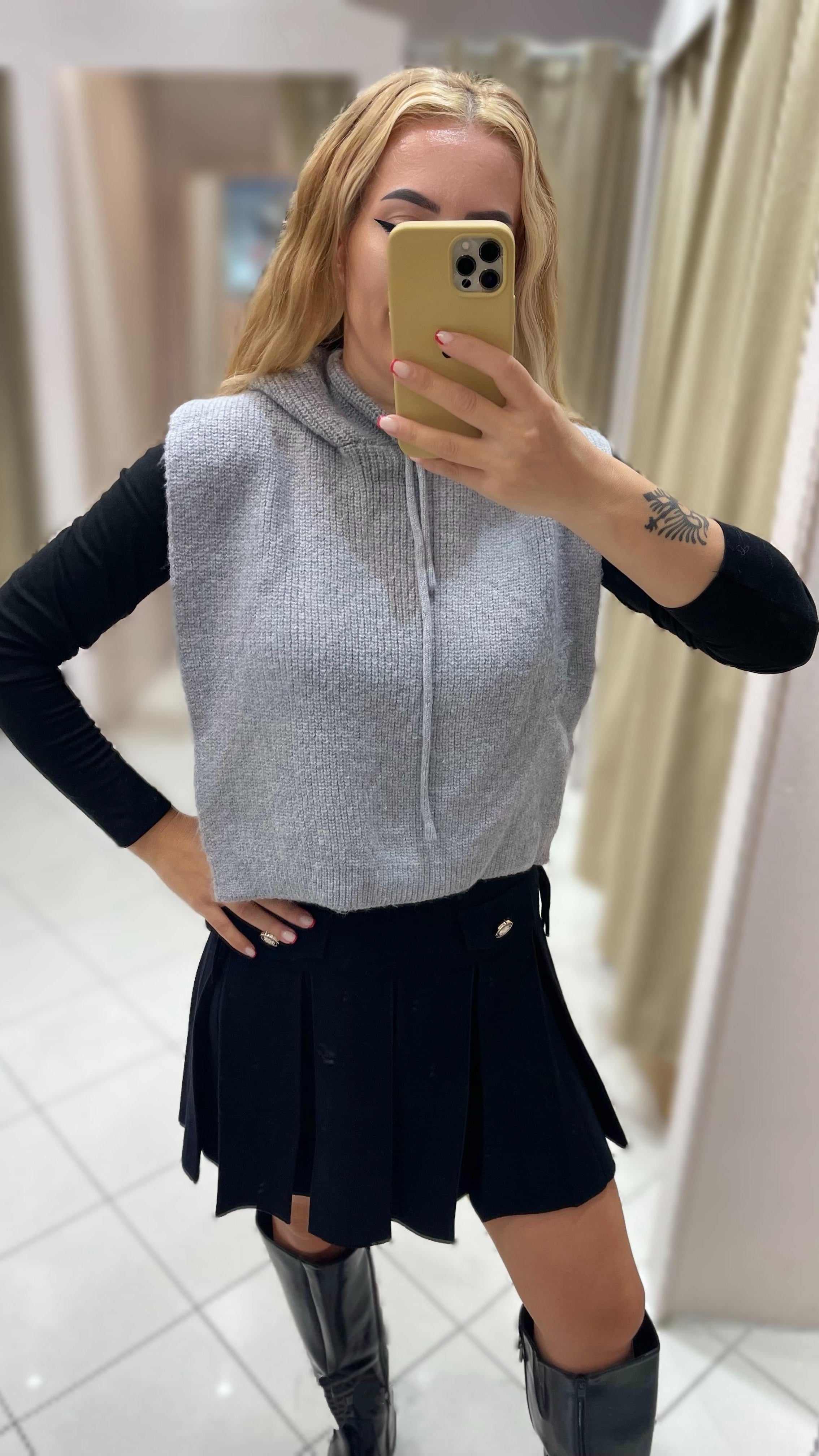 STRICK HOODIE SCHAL – GRAU