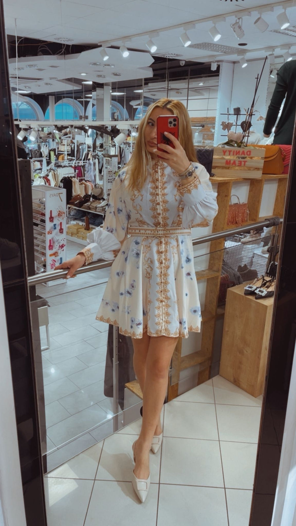 KLEID CHRISI