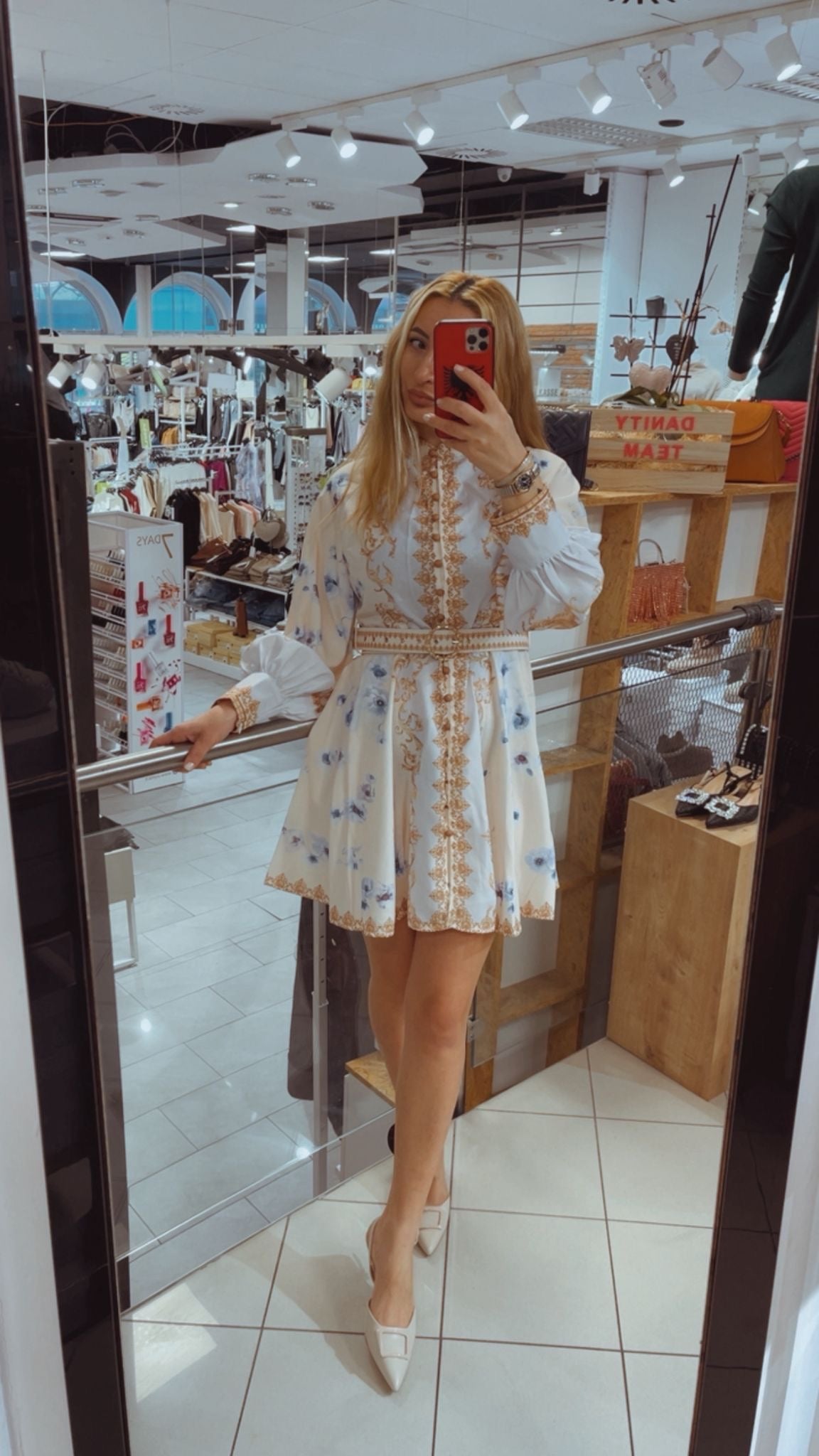 KLEID CHRISI