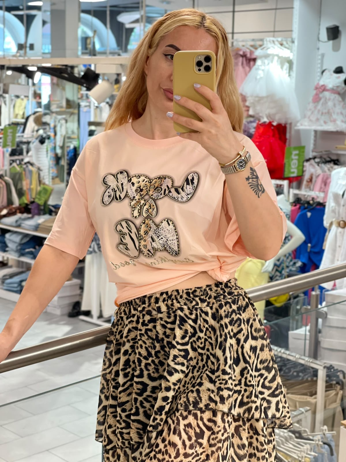 T Shirt Leo