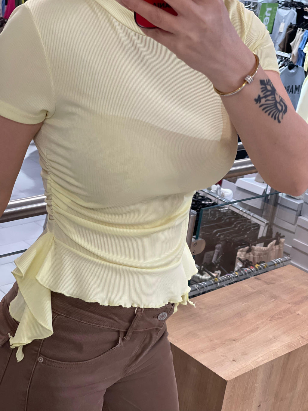Shirt Zeinab mit Rüschchen