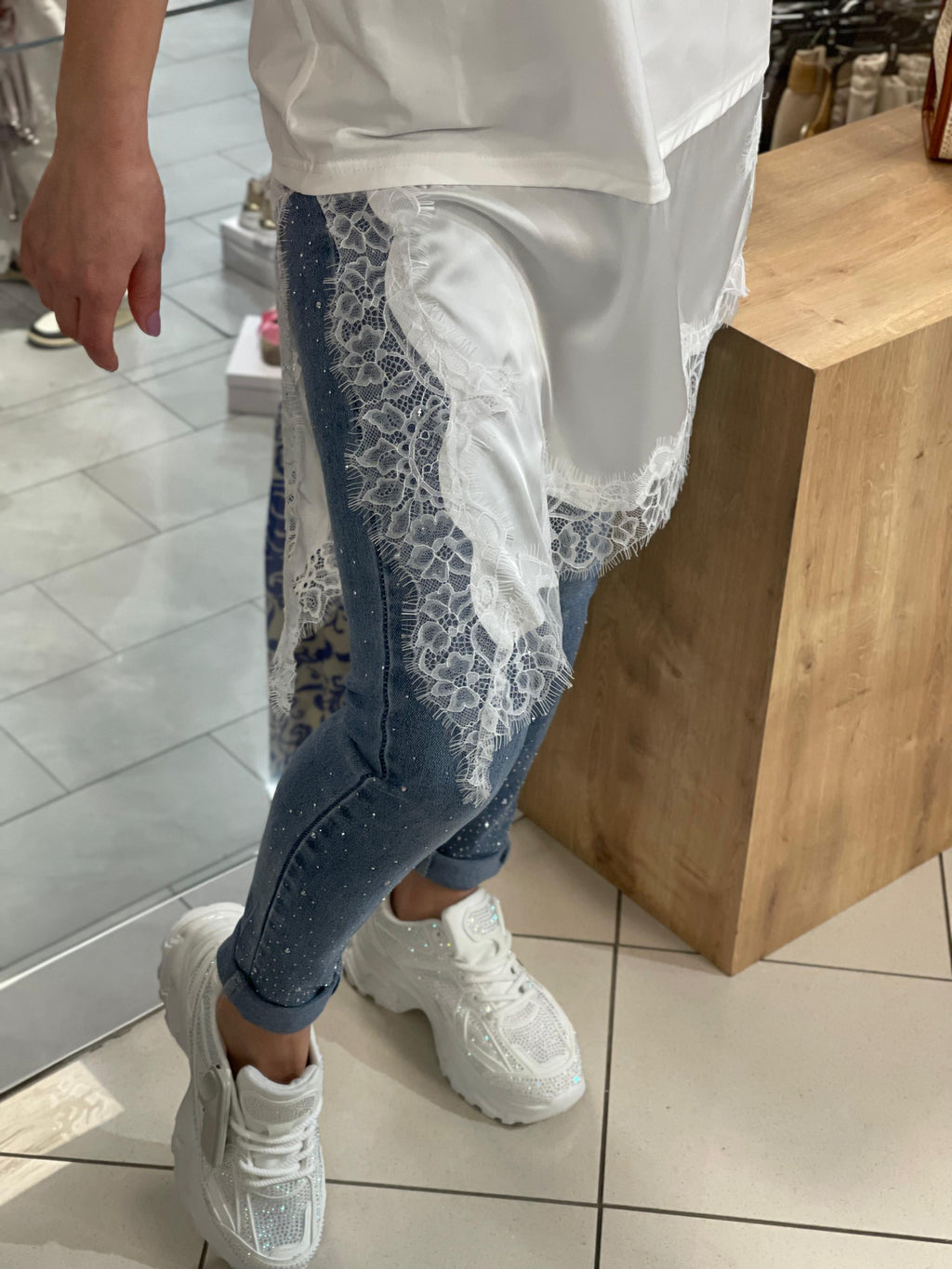 T-Shirt mit Spitze Anna