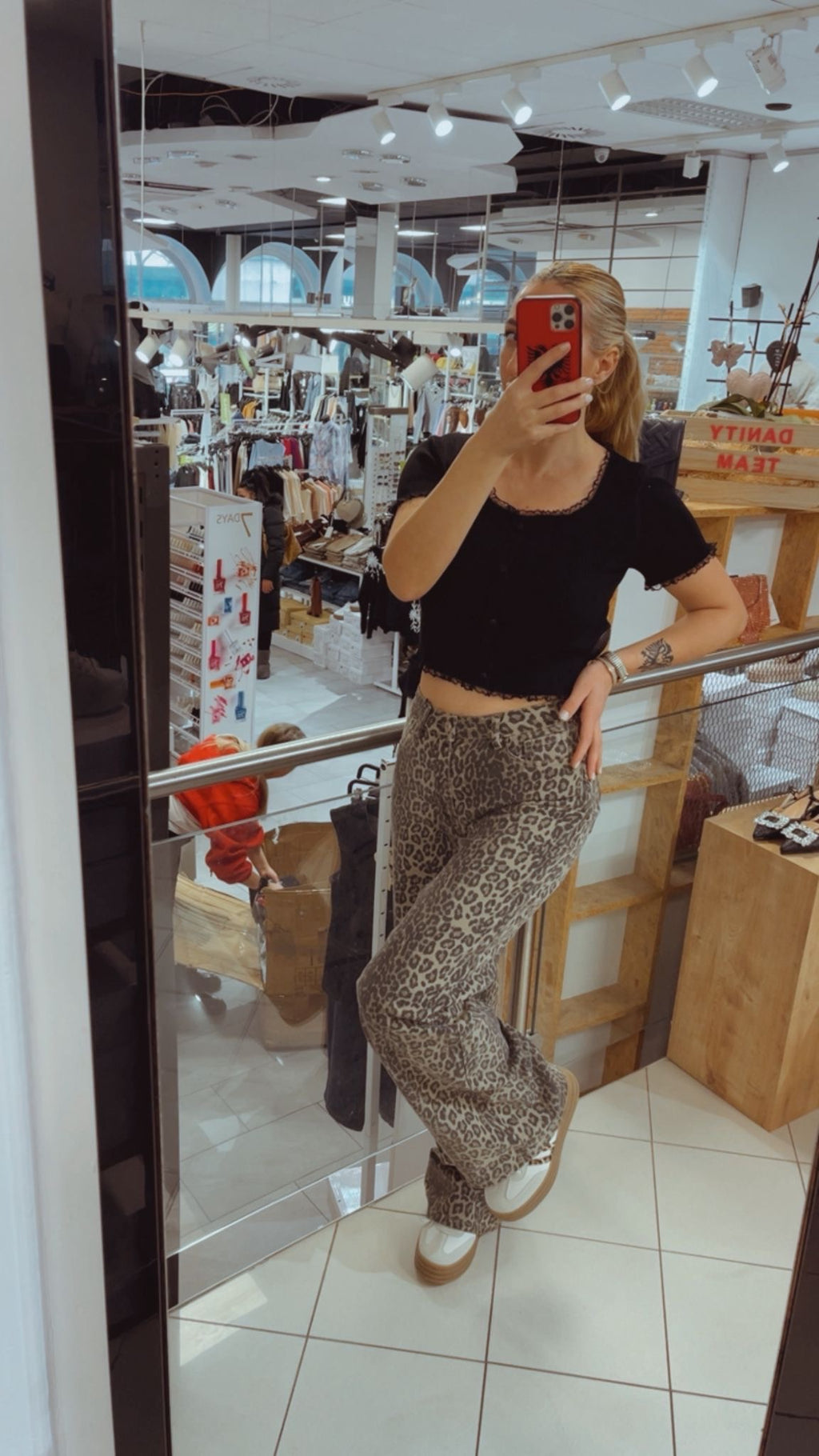 LEO JEANS EDA