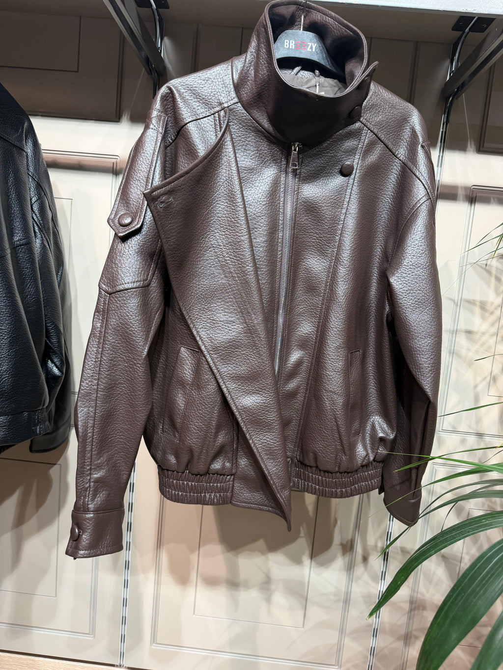 Bikerjacke mit Stehkragen und markanten Details