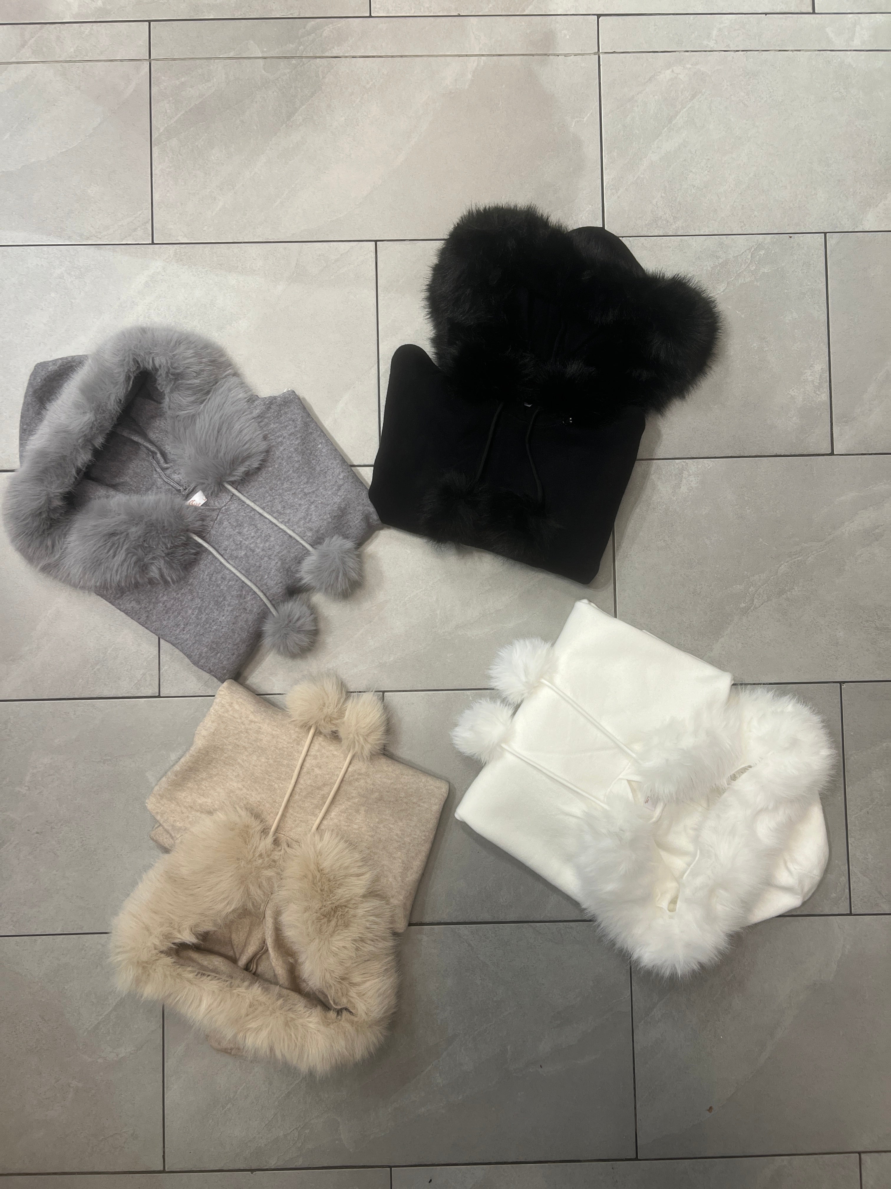 KAPUZENPULLOVER KELLY