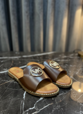 Sandalen in braun