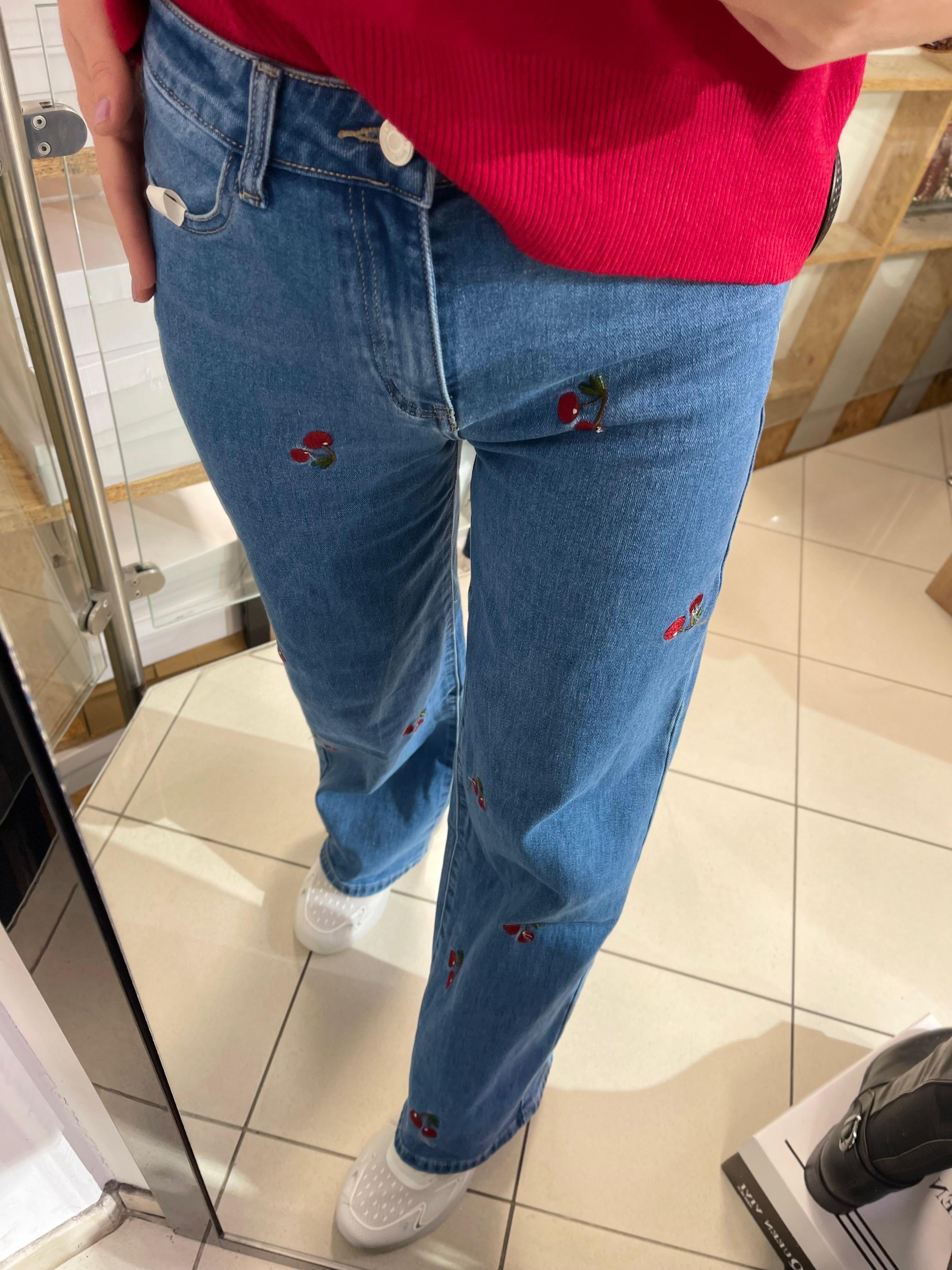 CHERRY JEANS