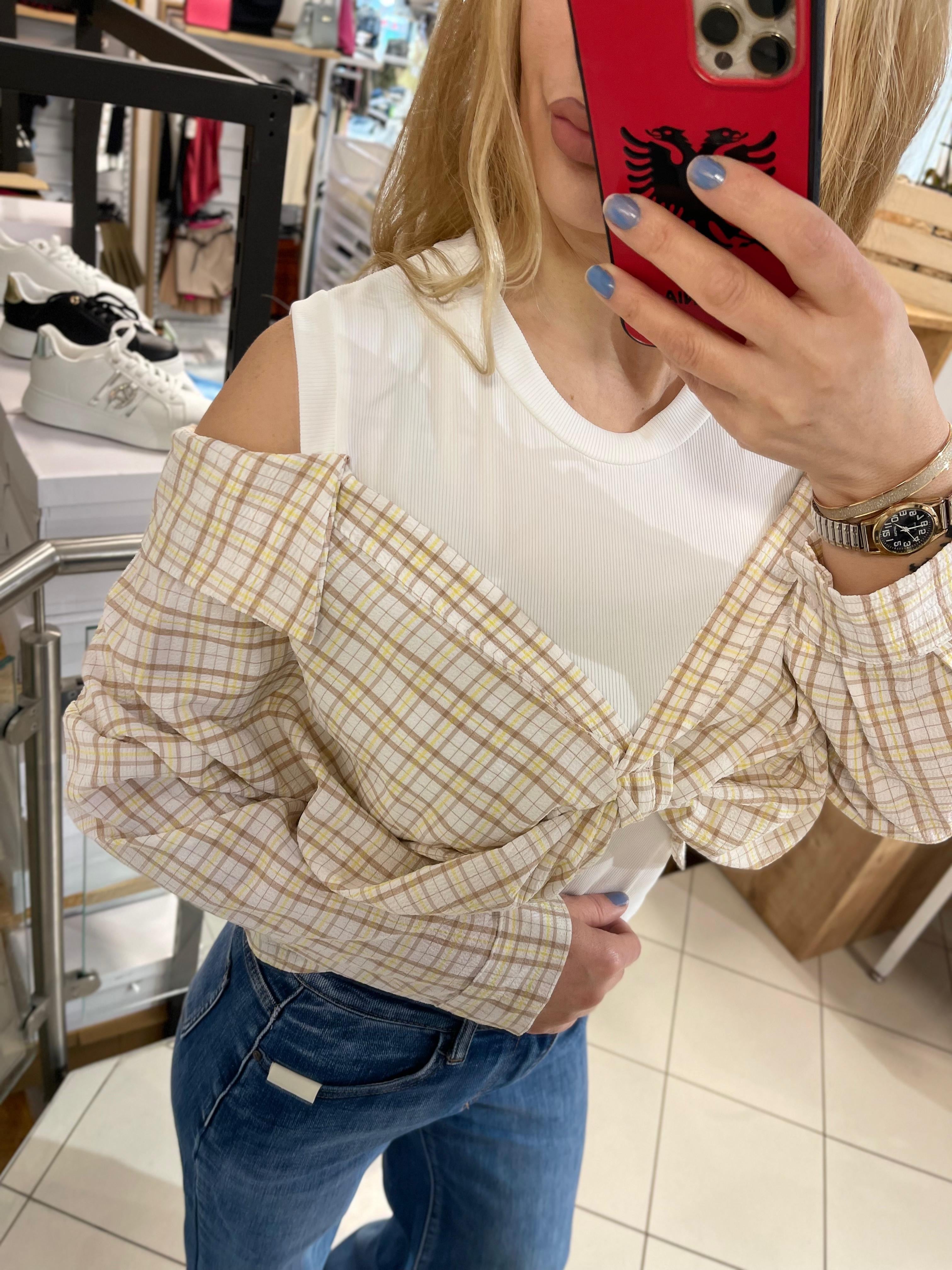 Bow-Front Off-Shoulder Linda