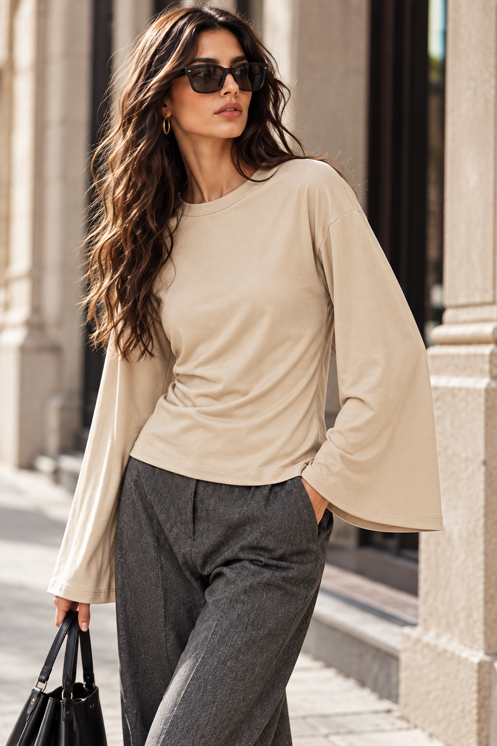 Basic Longsleeve mit ausgestellten Ärmeln