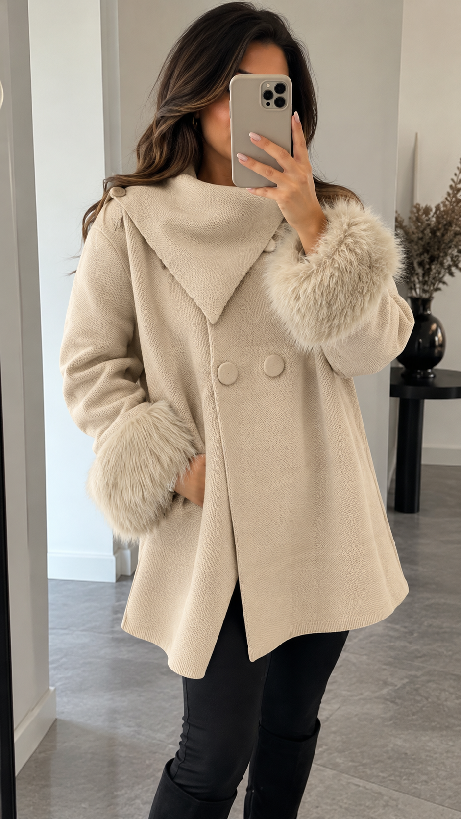 Damen Strickmantel mit Fellmanschetten | DANITY