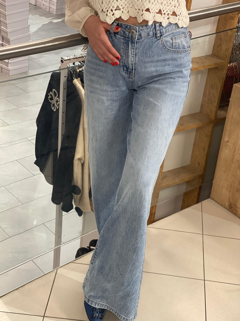 Wide leg jeans Lotti