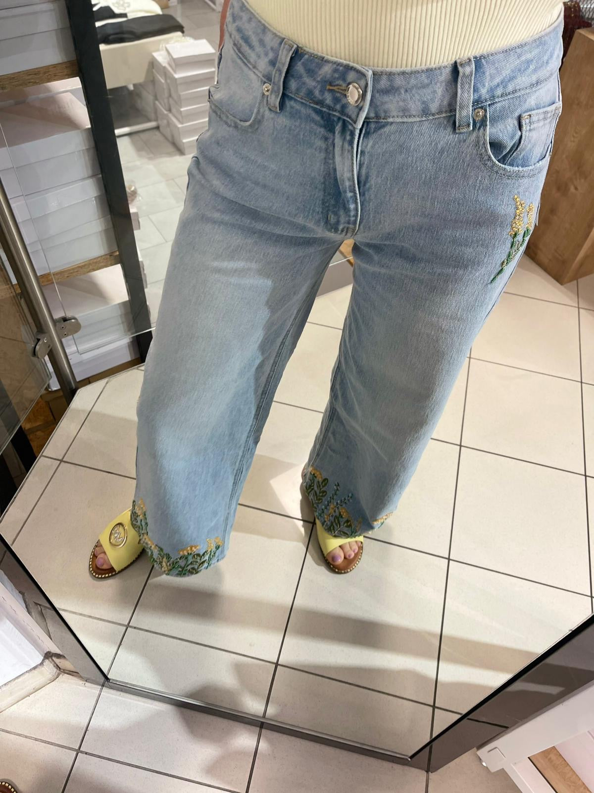 FLOWER DESIGN JEANS