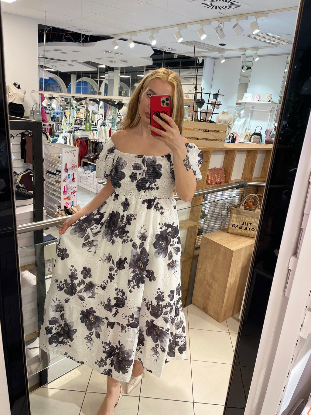 Kleid Bela