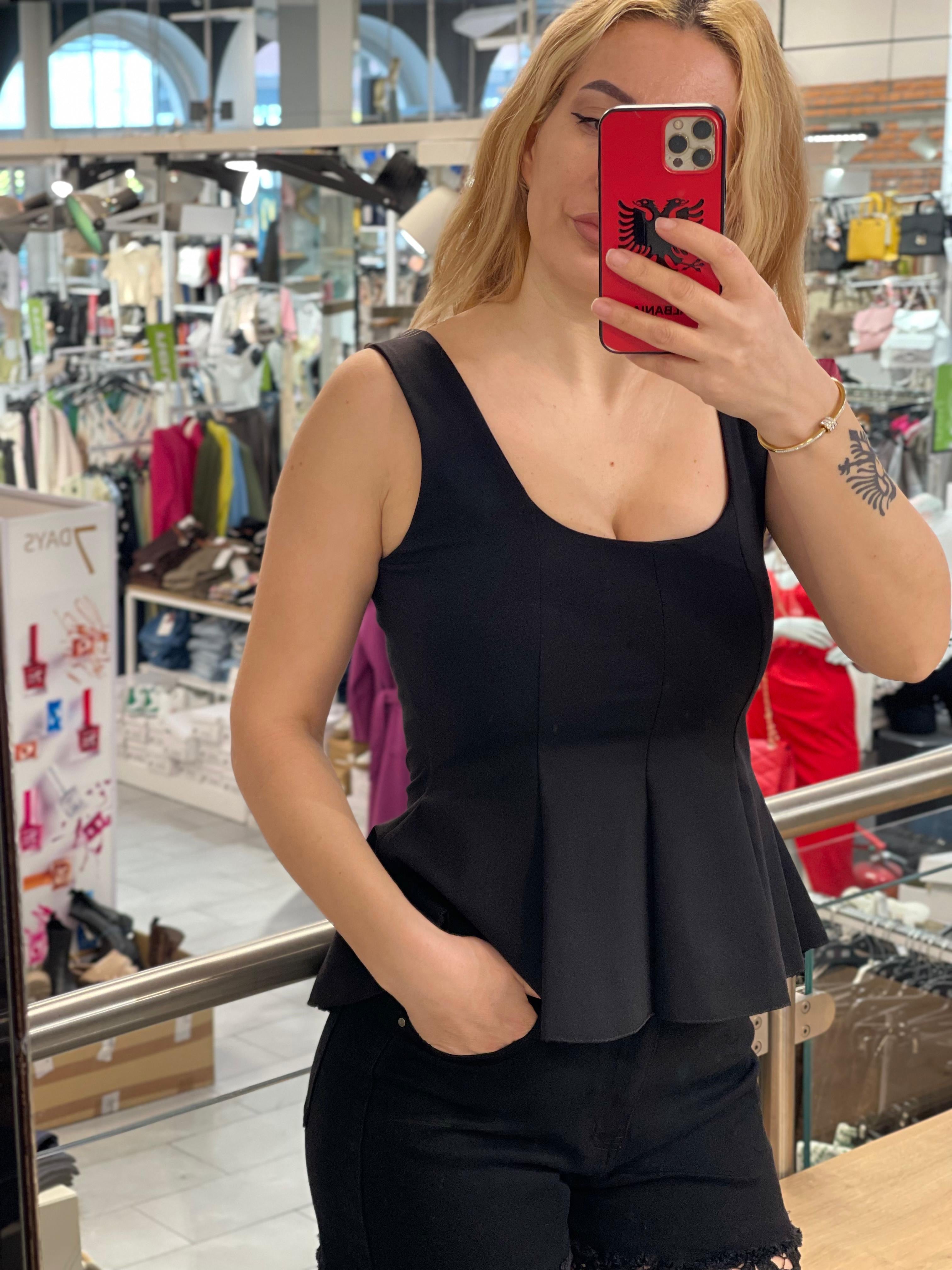 Peplum-Top Lojan