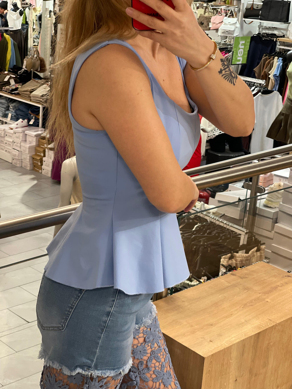 Peplum-Top Lojan