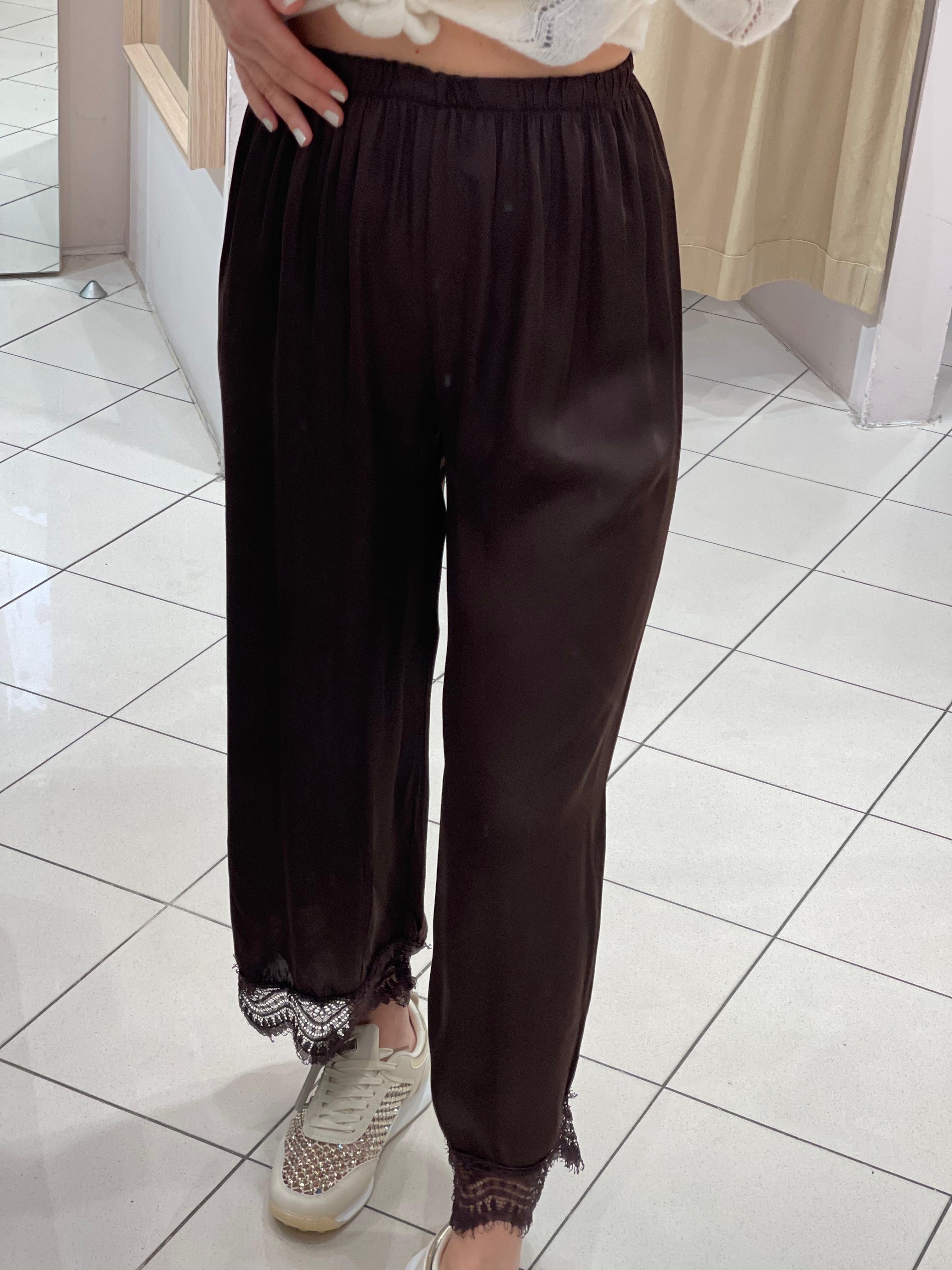 Viskose Hose mit Spitze