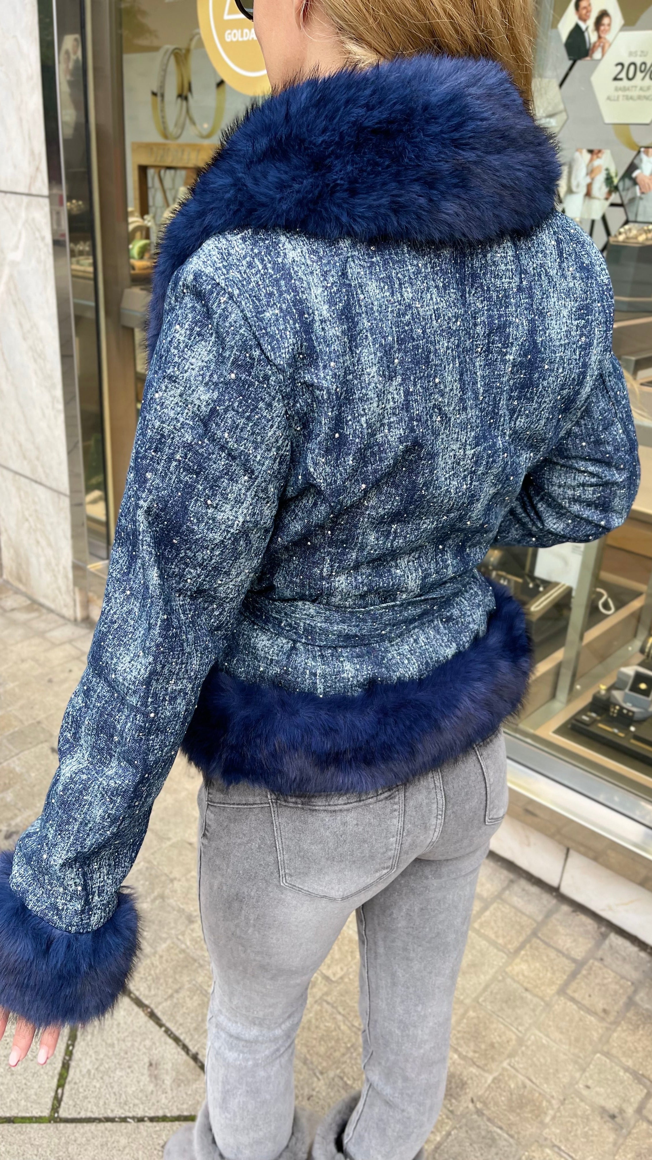 JACKE IN JEANS OPTIK MIT GLITZER