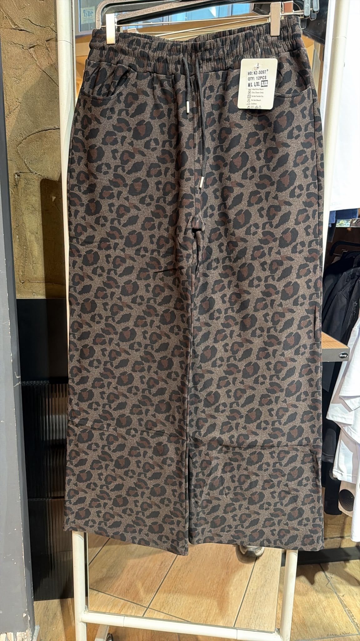 Damen - Hose im Leoparden-Look mit Kordelzug