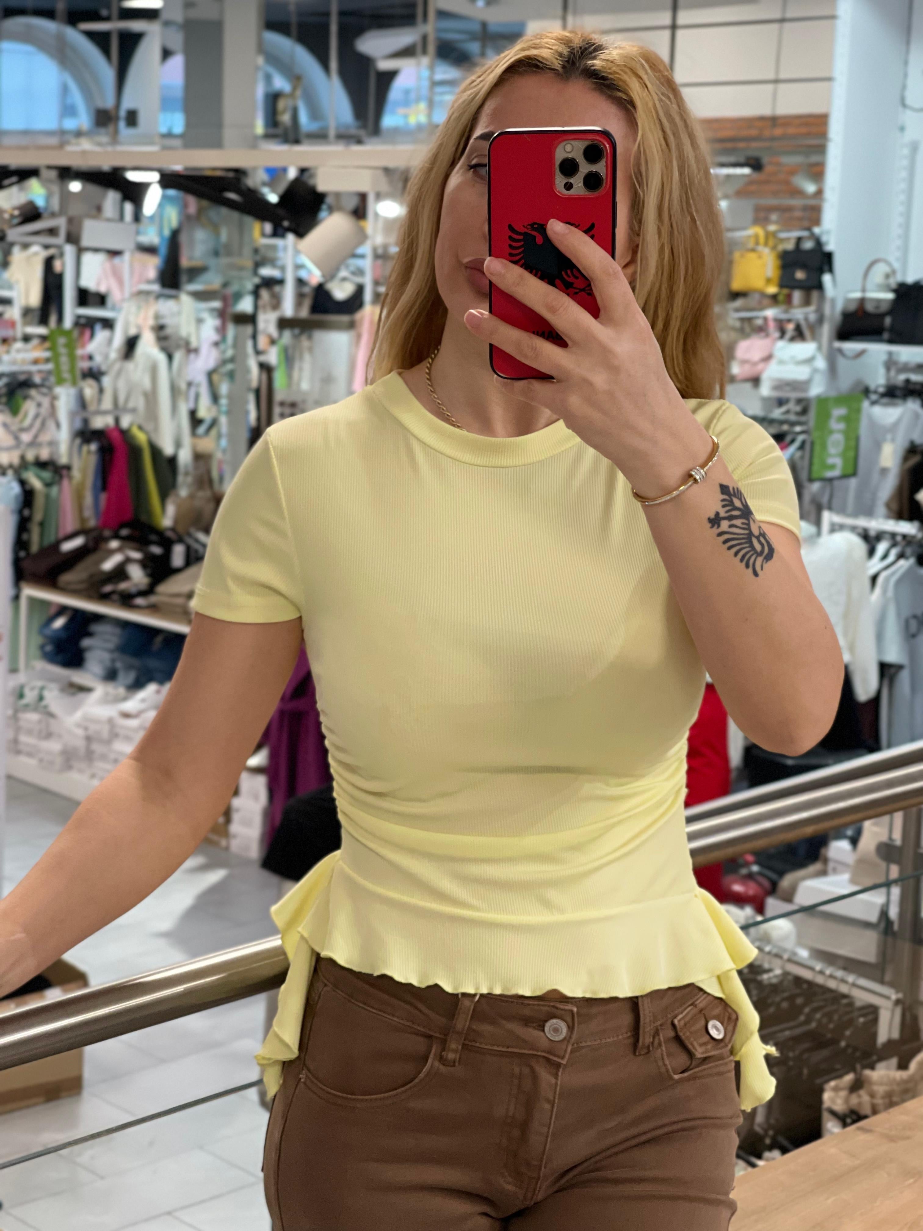Shirt Zeinab mit Rüschchen