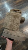 KUSCHELIGE FELL BOOTS SCHLAMM