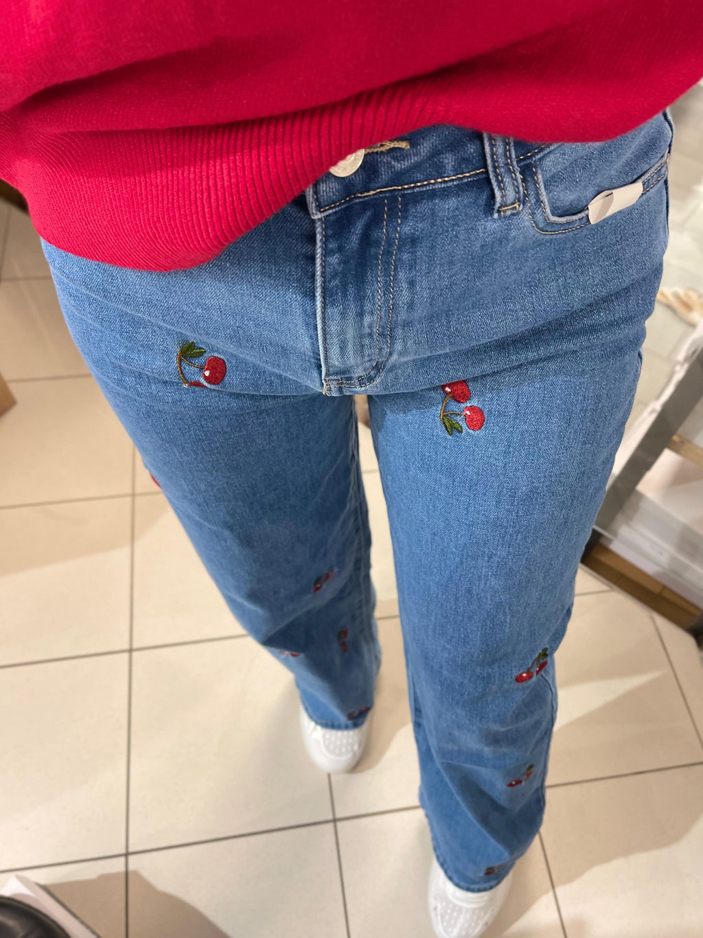 CHERRY JEANS