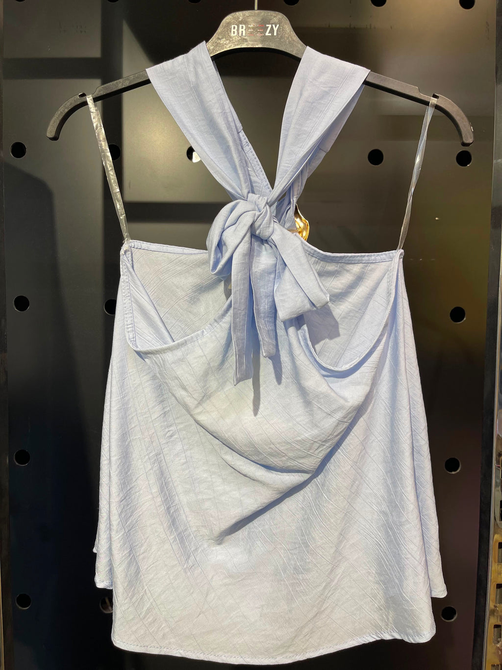 Neckholder Top mit Brosche