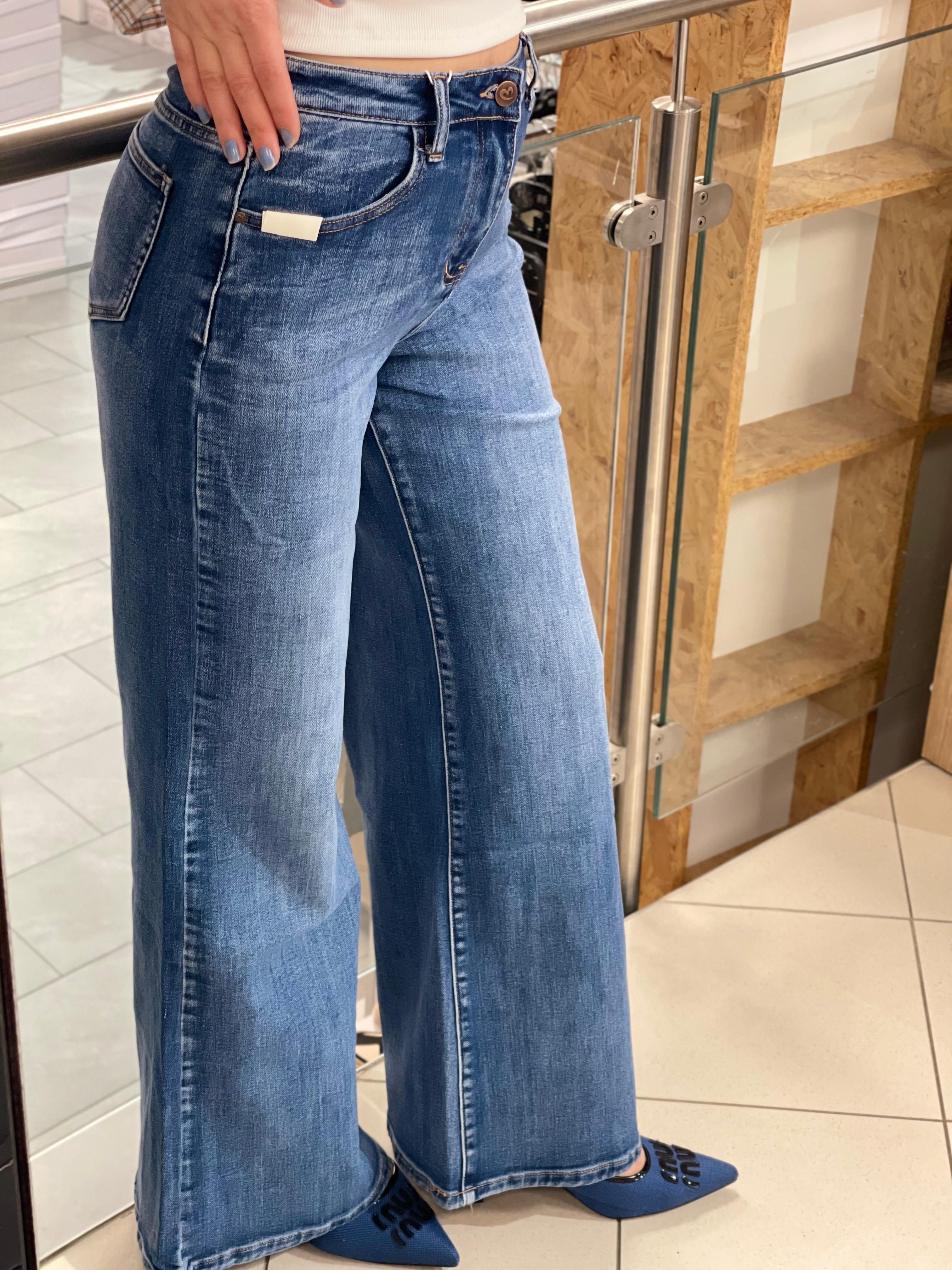 Wide Leg Jeans Gina