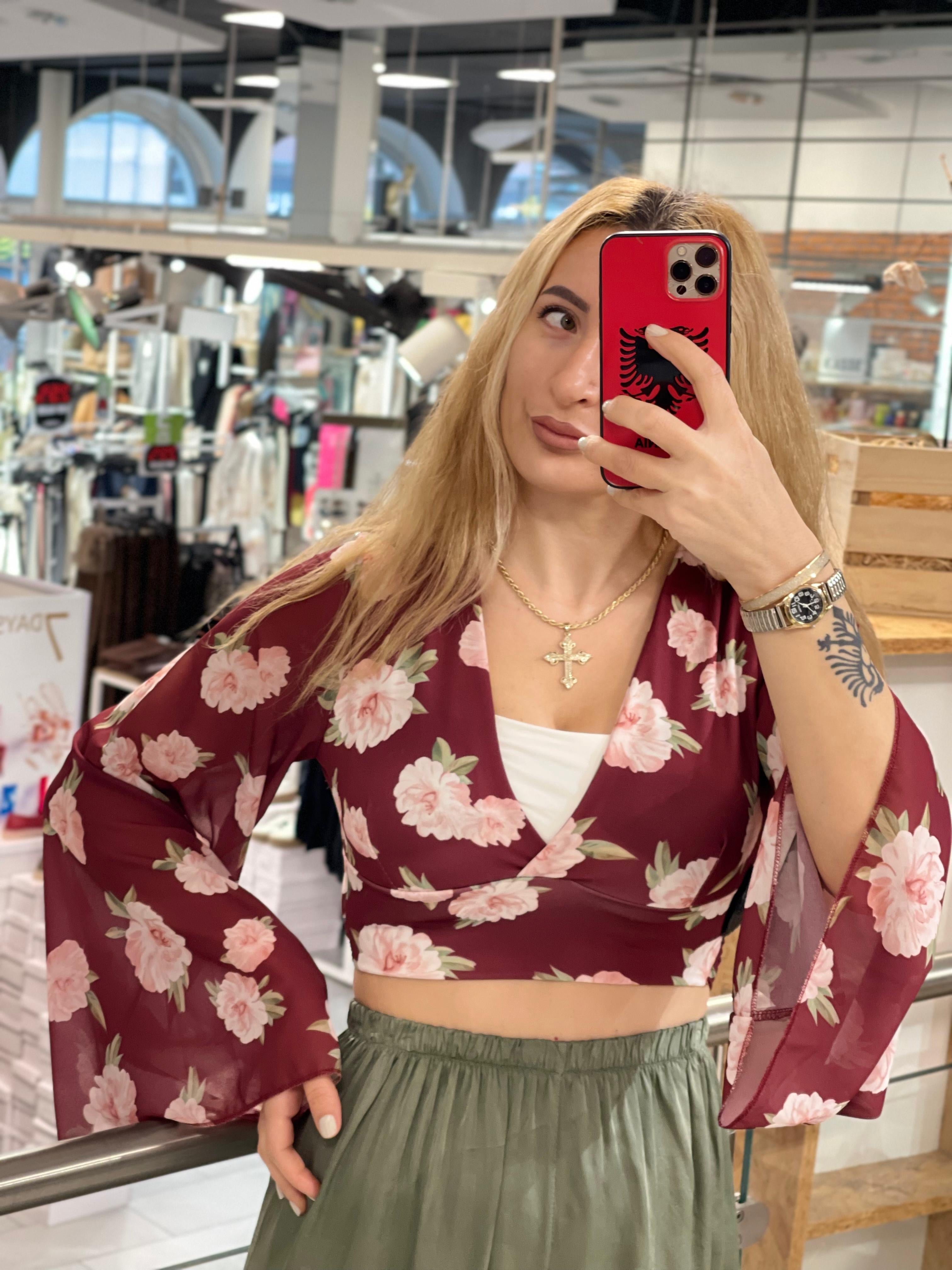 Boho-Style Bell-Sleeve Top (Floral)