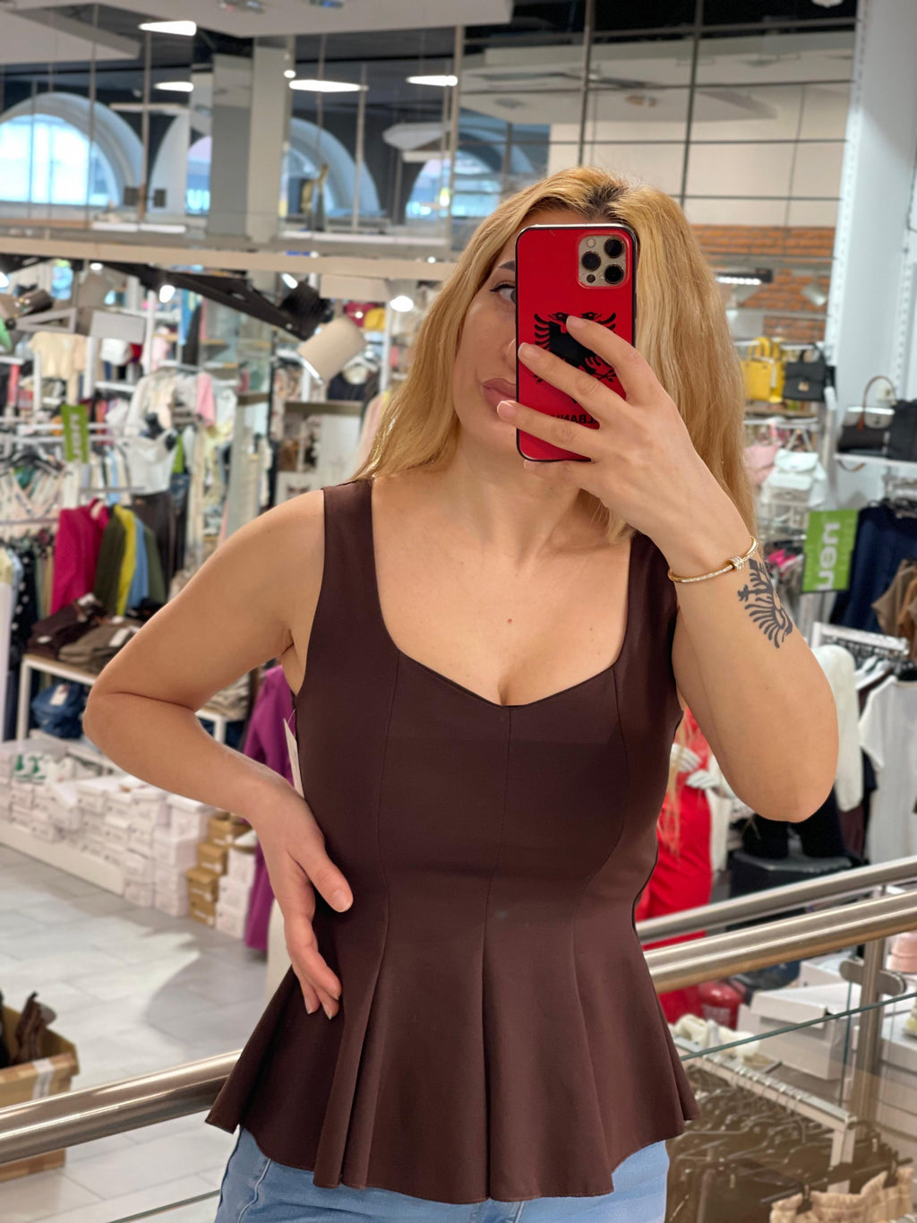 Peplum-Top Lojan