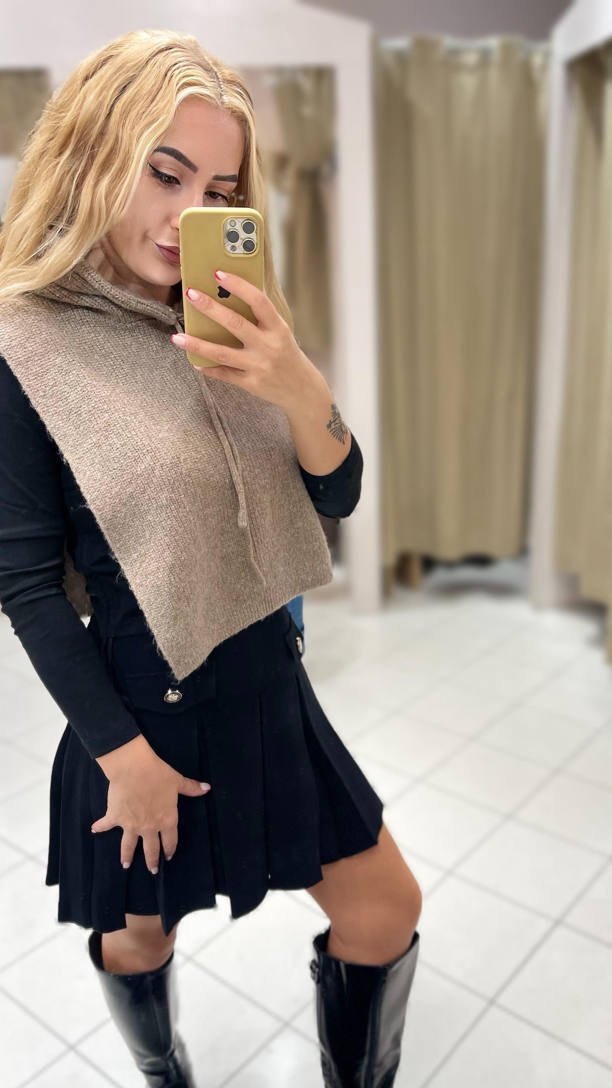 STRICK HOODIE SCHAL – TAUPE