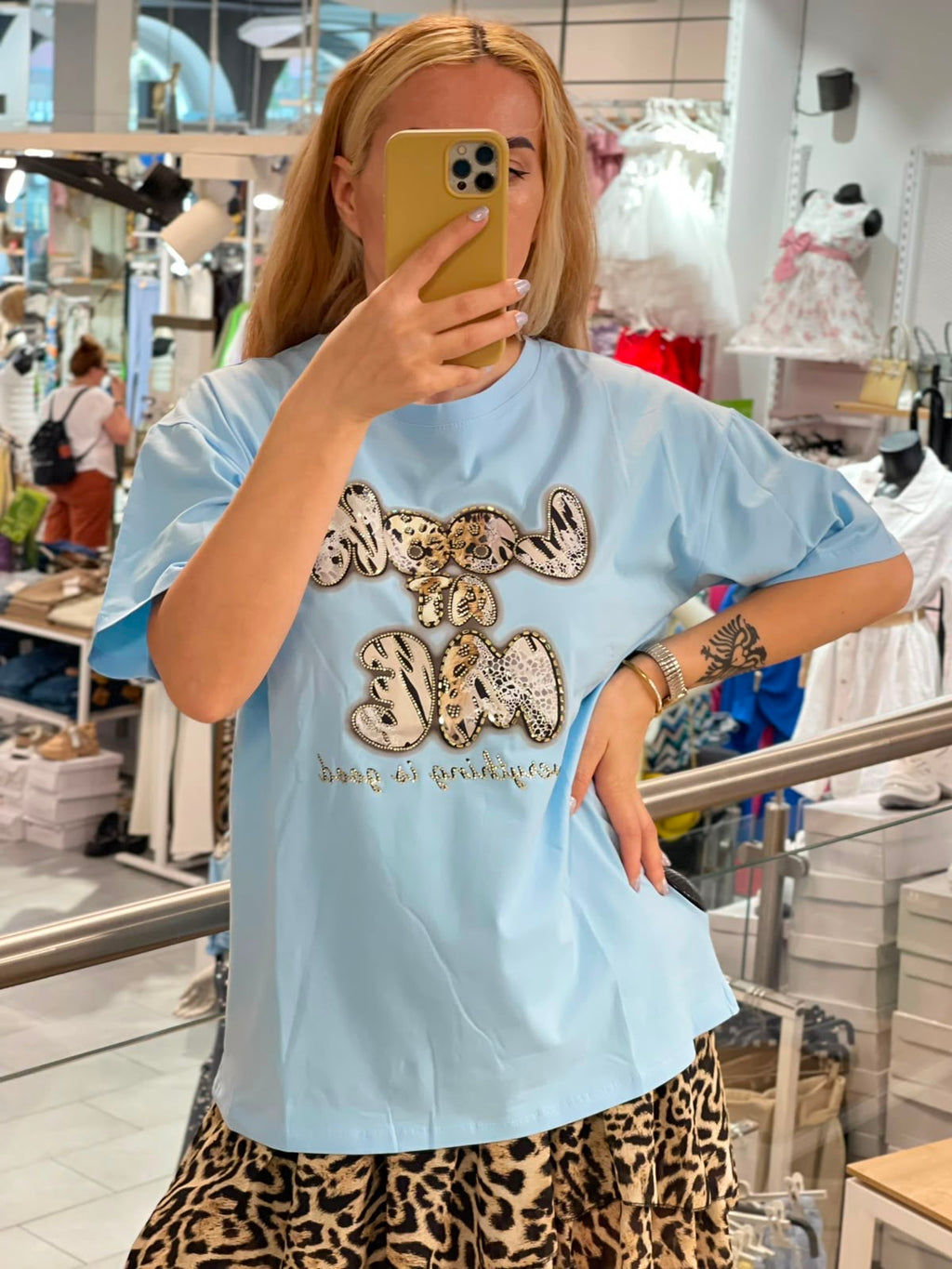 T Shirt Leo