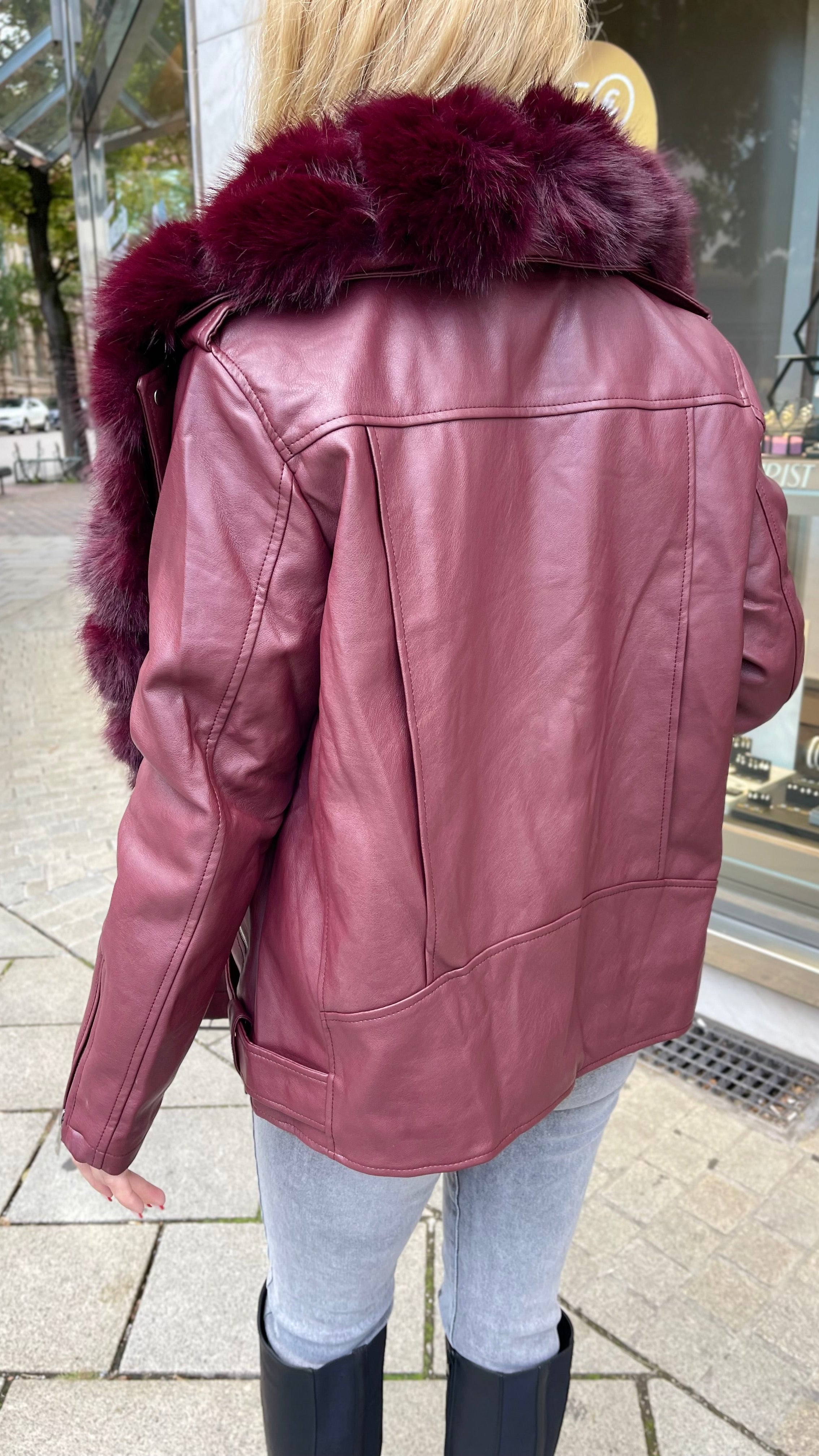 GEFÜTTERTE LEDERJACKE  MIT FELL Bordeaux