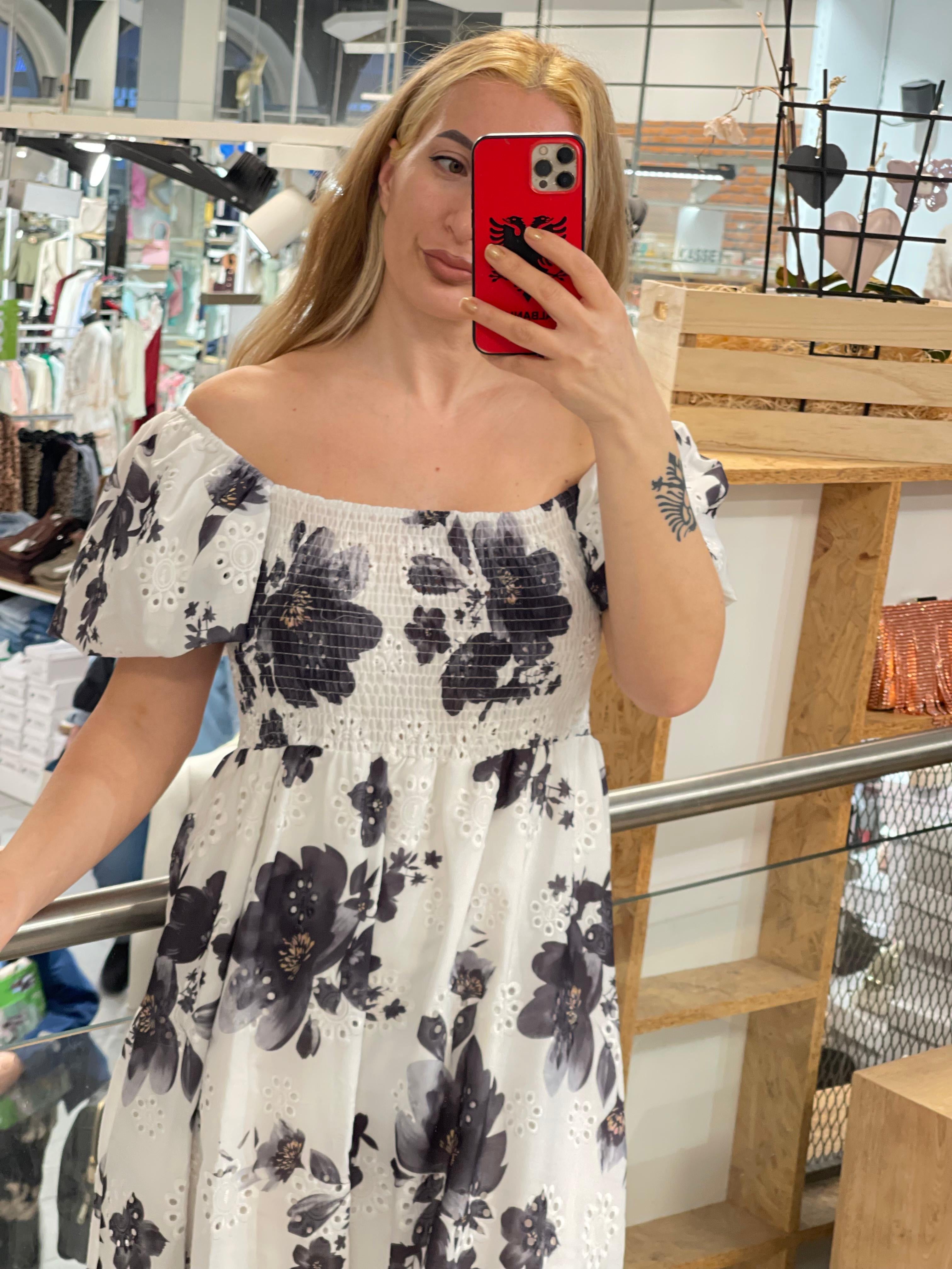 Kleid Bela