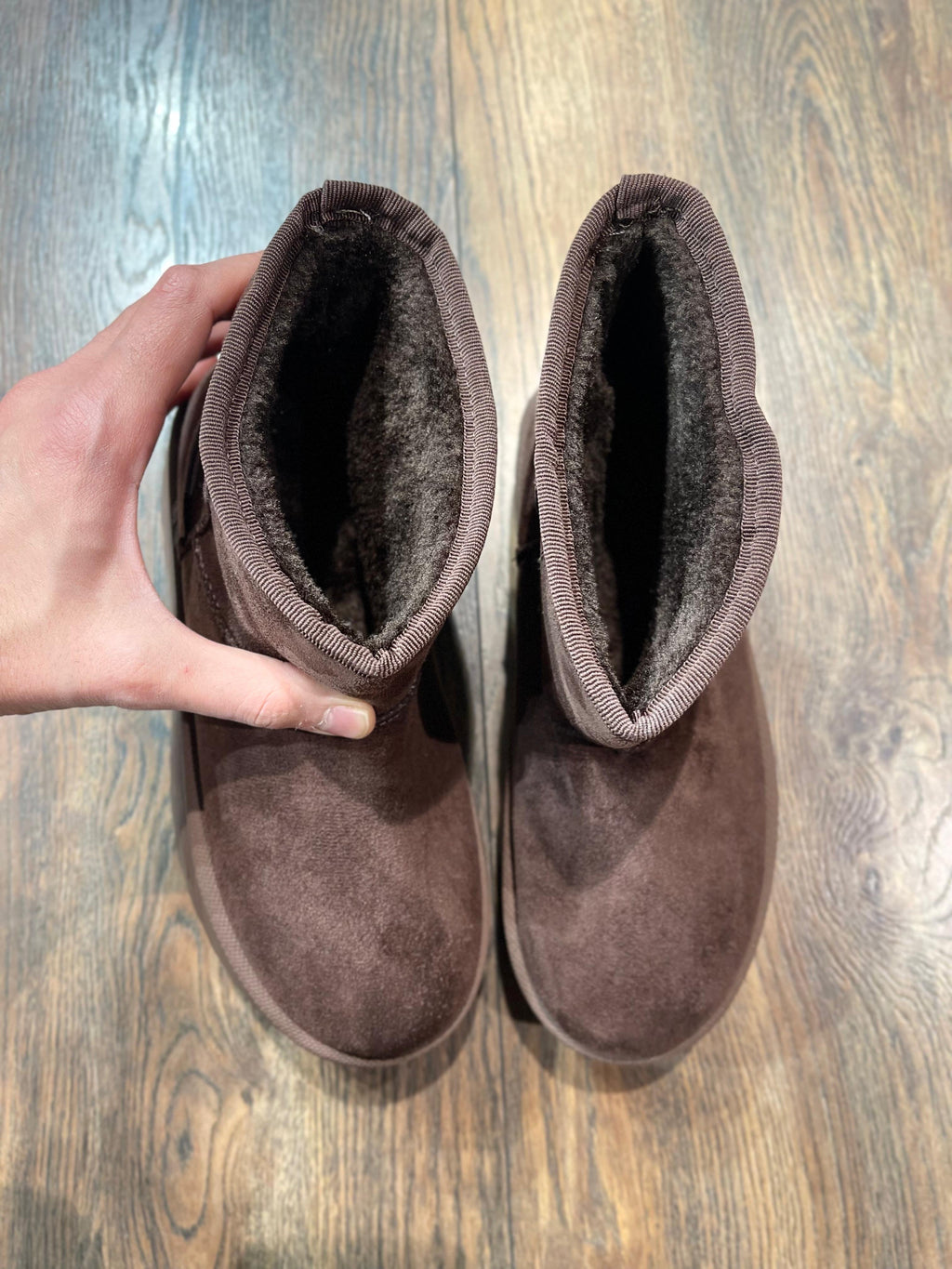 GEFÜTTERTE PLATEAU BOOTS IN BRAUN