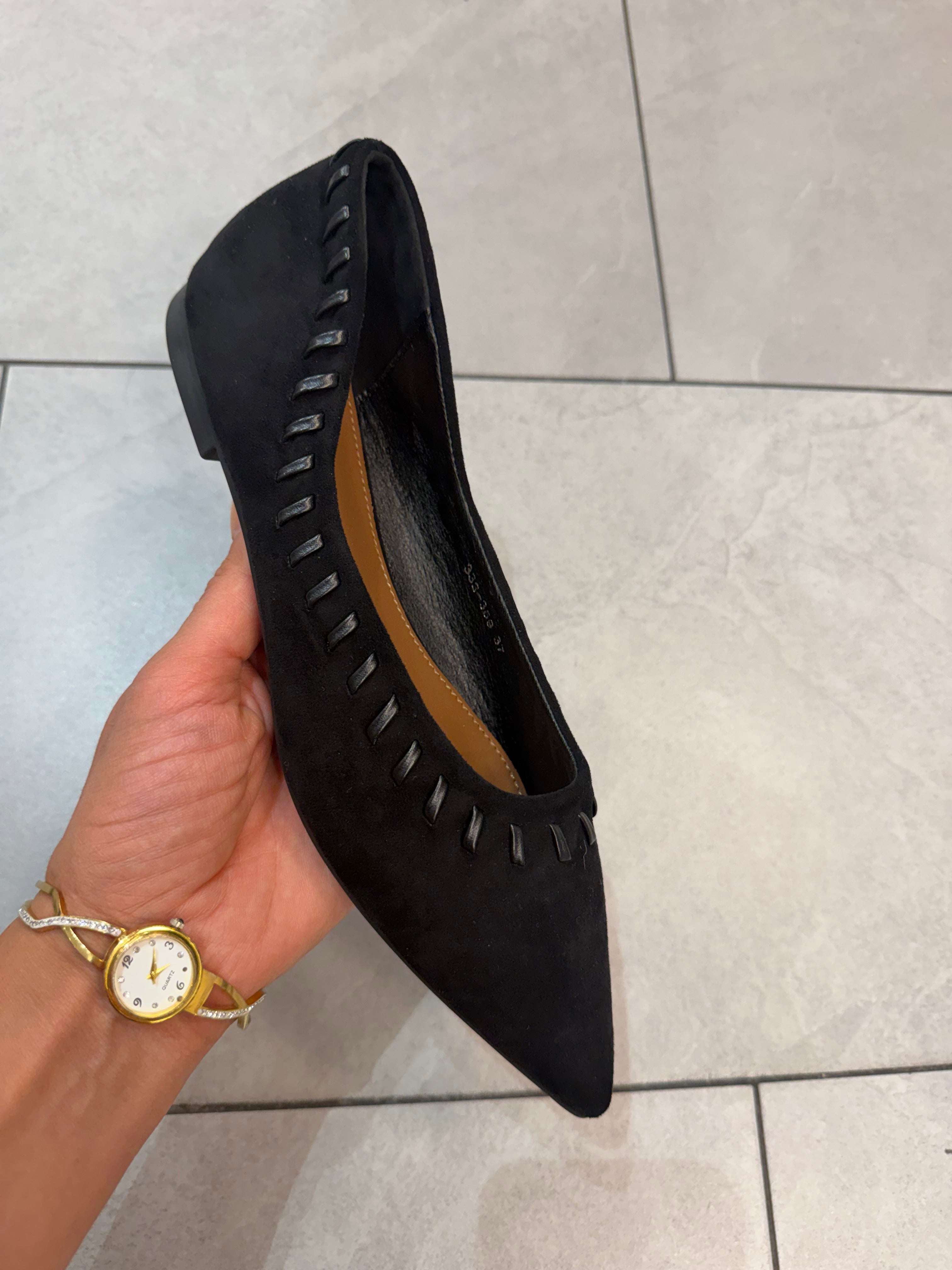 Spitze Damen Ballerinas in Rauleder-Optik mit Flechtdetail