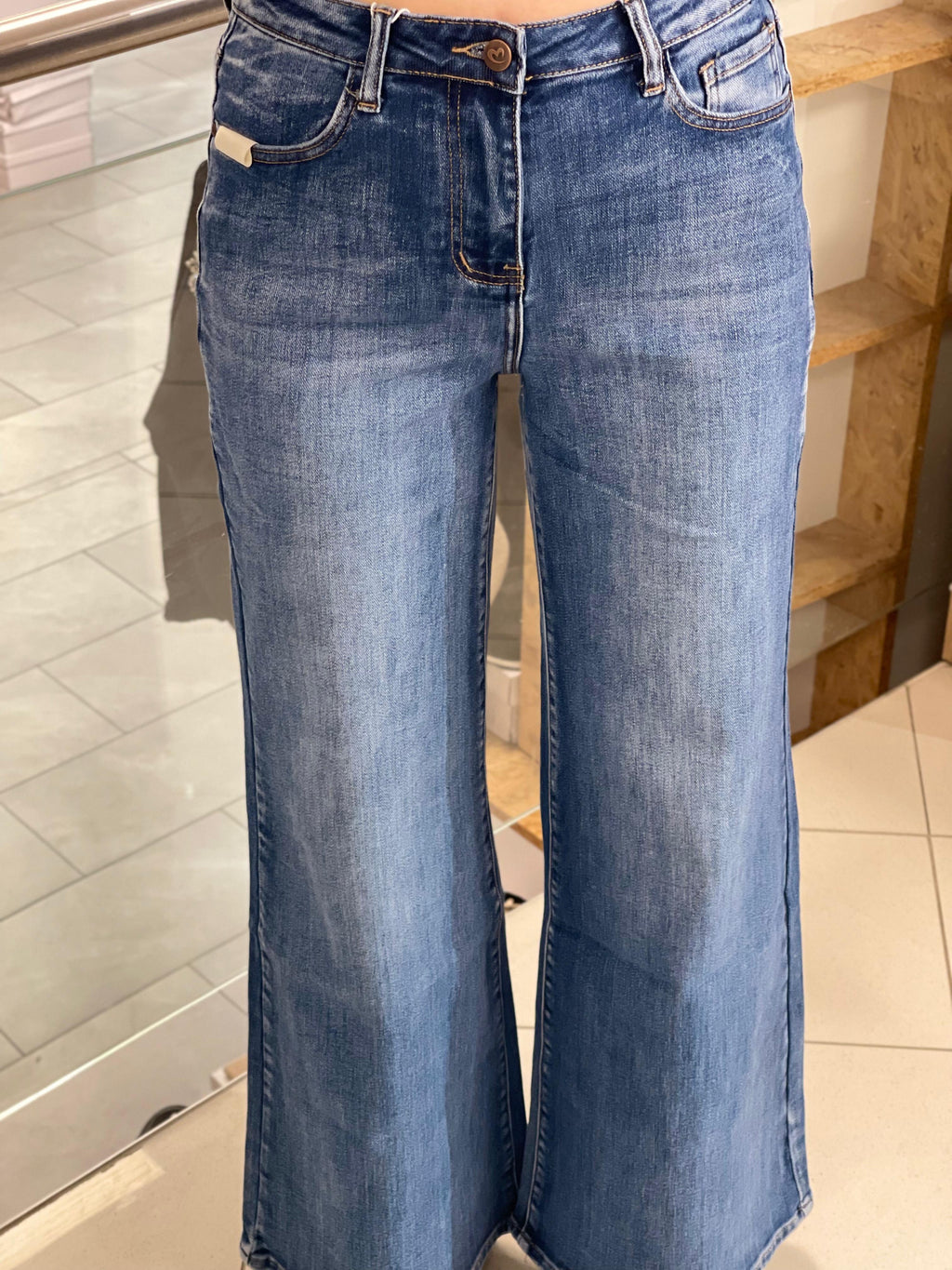 Wide Leg Jeans Gina