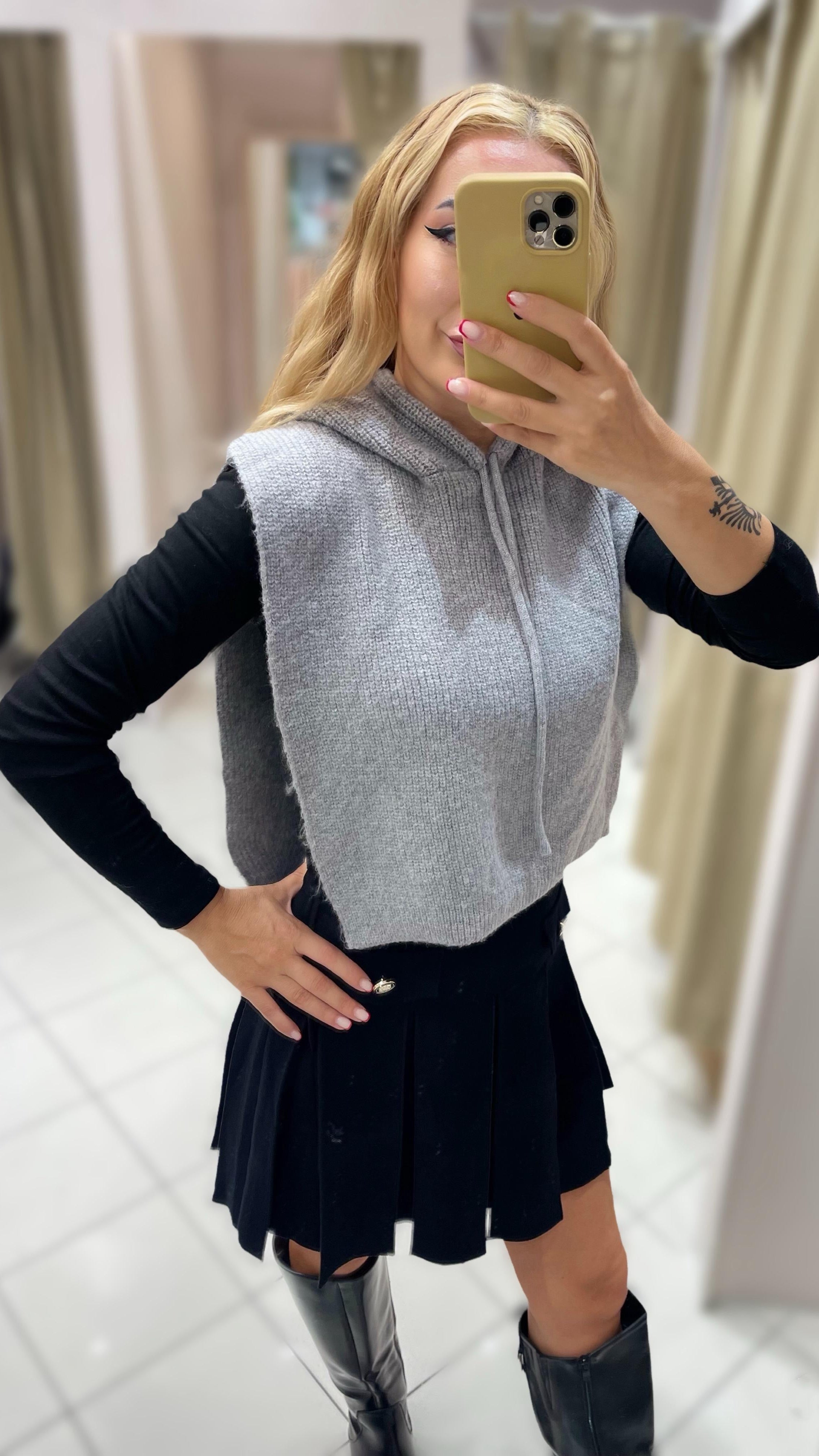 STRICK HOODIE SCHAL – GRAU