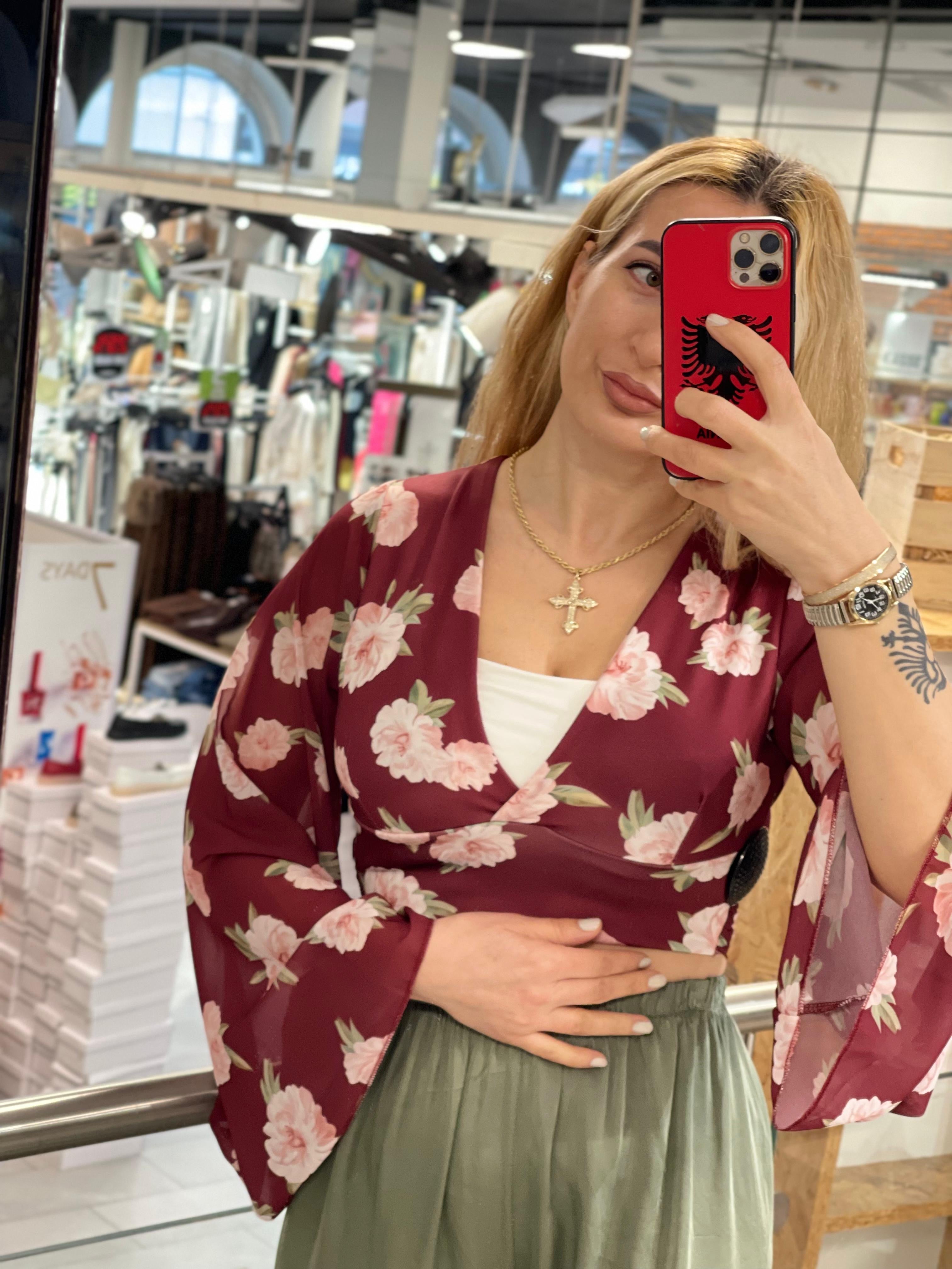 Boho-Style Bell-Sleeve Top (Floral)