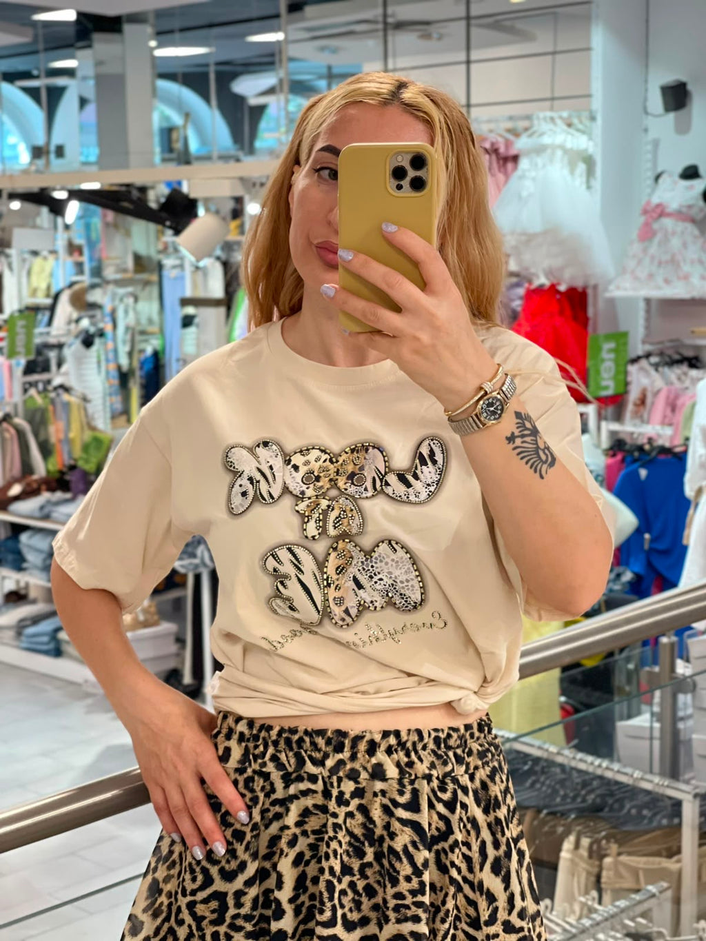T Shirt Leo
