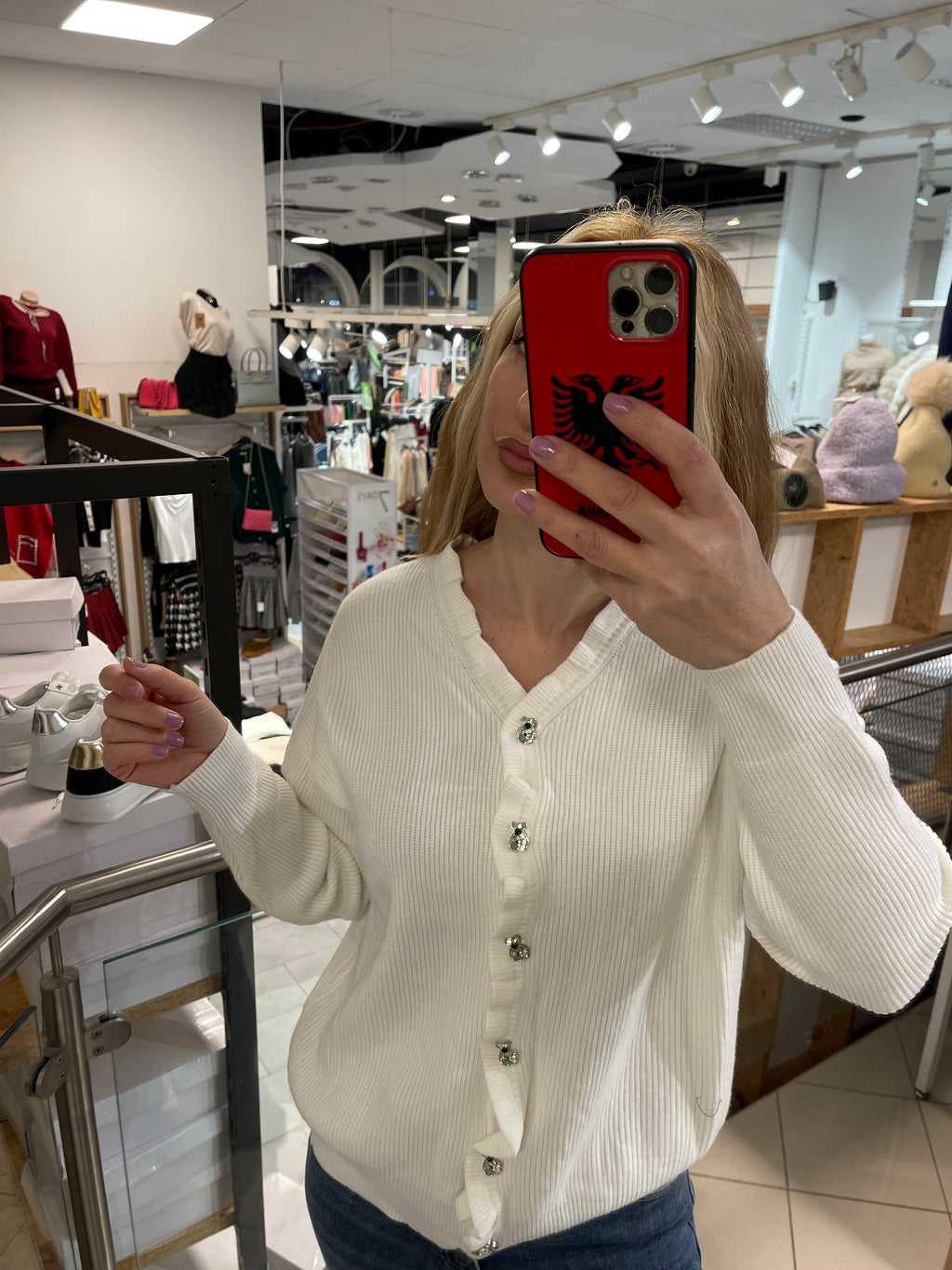 TEDDY KNOPF STRICKJACKE