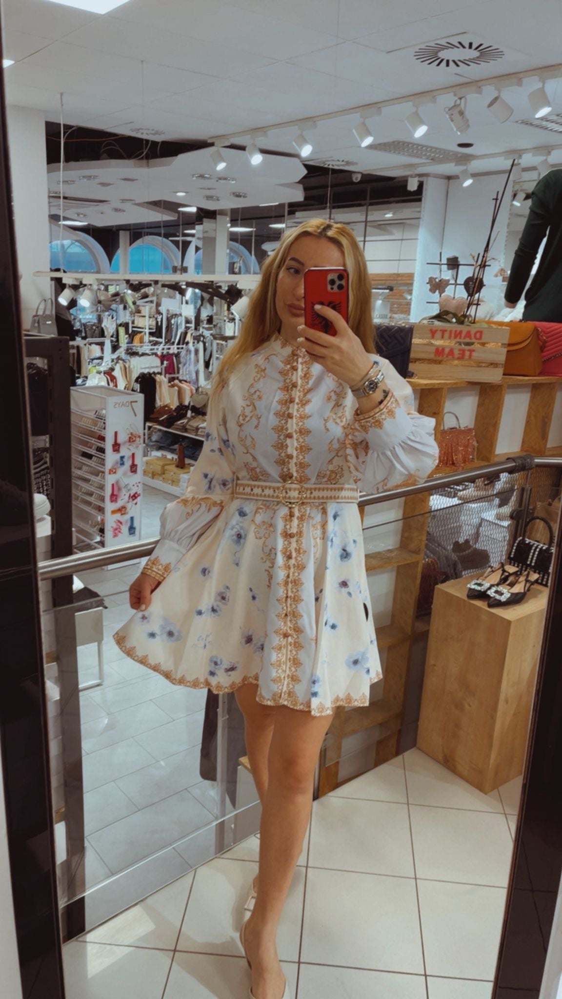 KLEID CHRISI