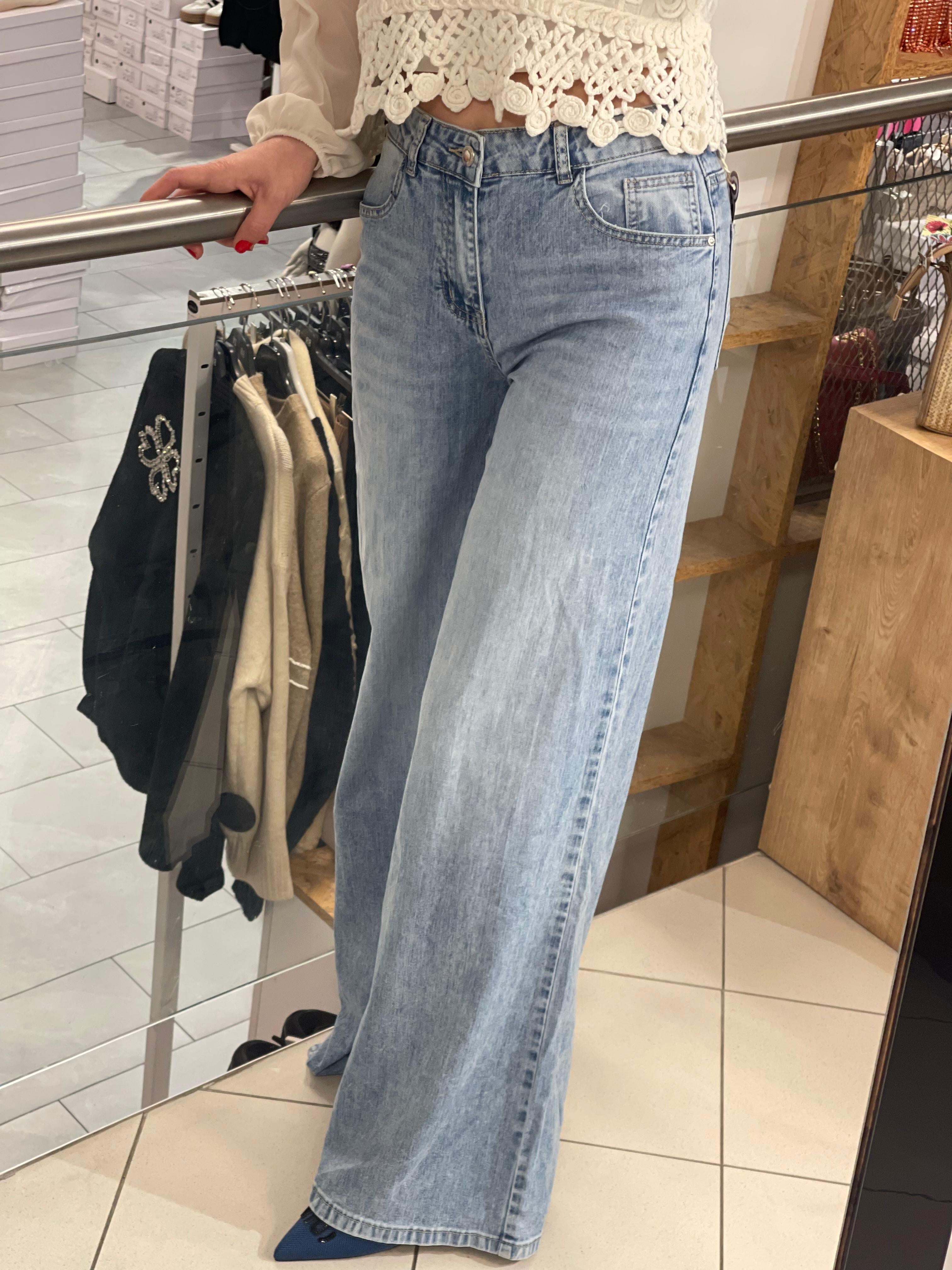 Wide leg jeans Lotti