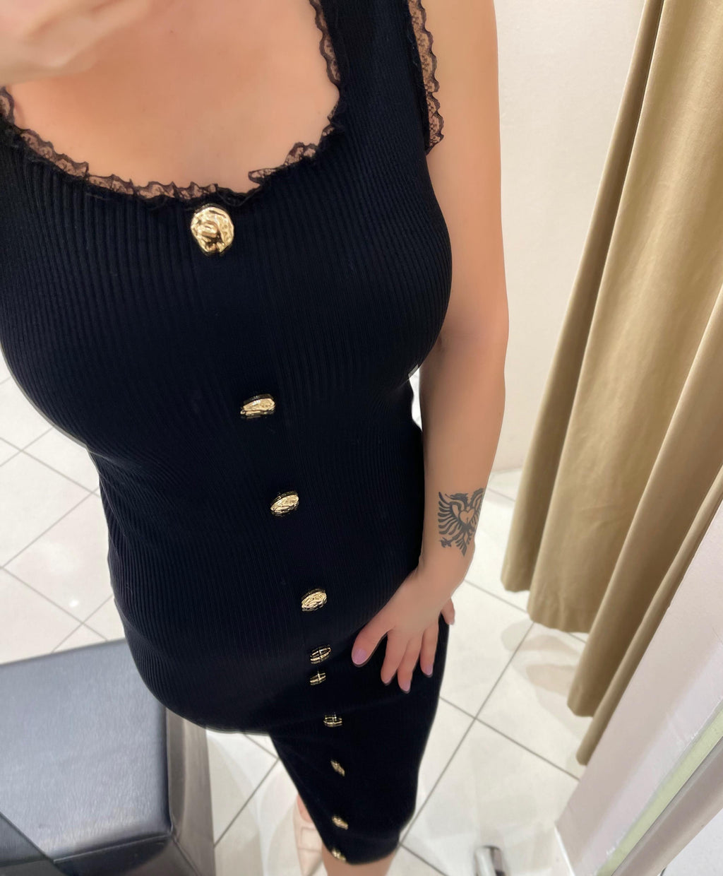 STRICKKLEID LIVIA