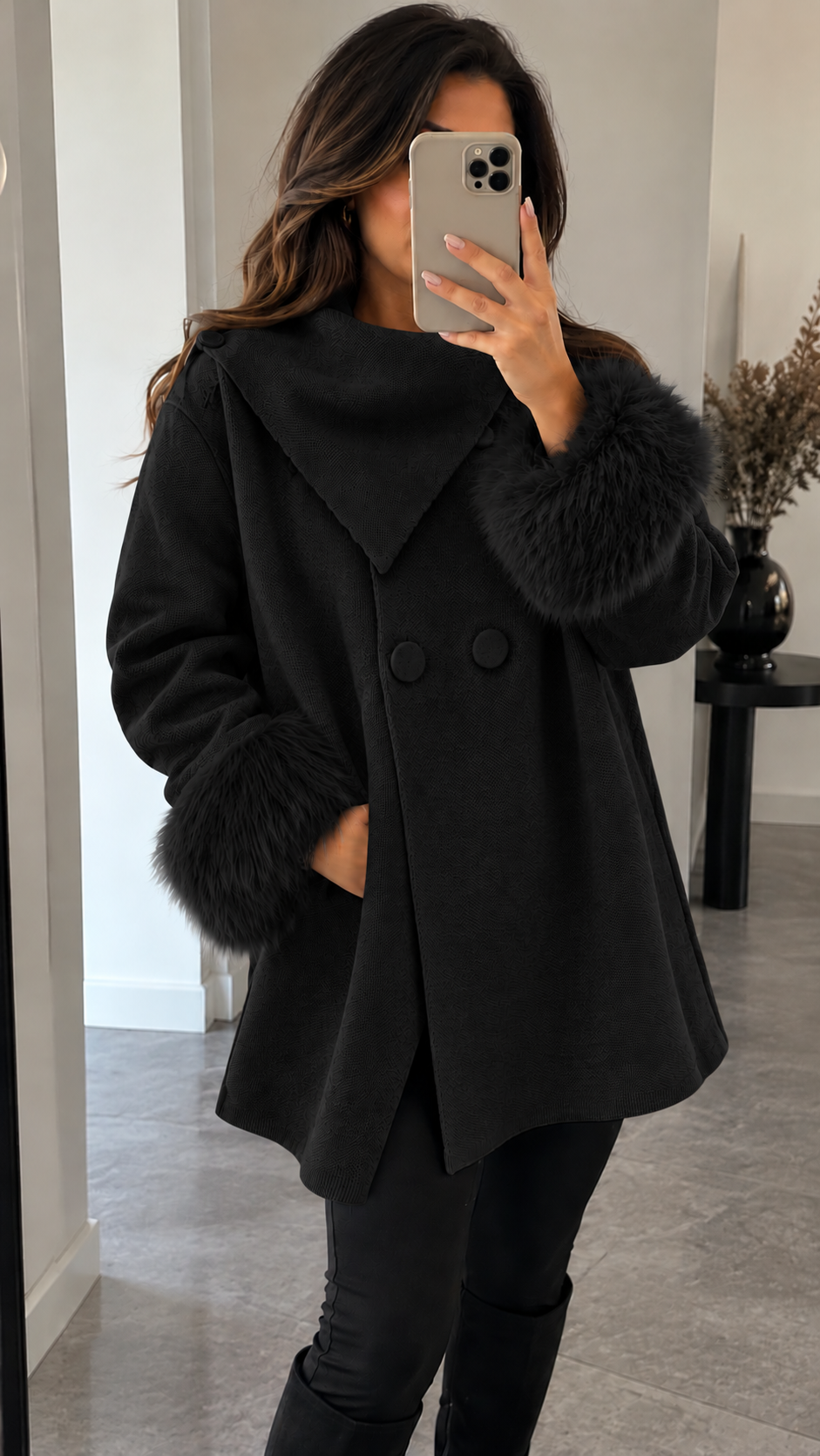 Damen Strickmantel mit Fellmanschetten | DANITY