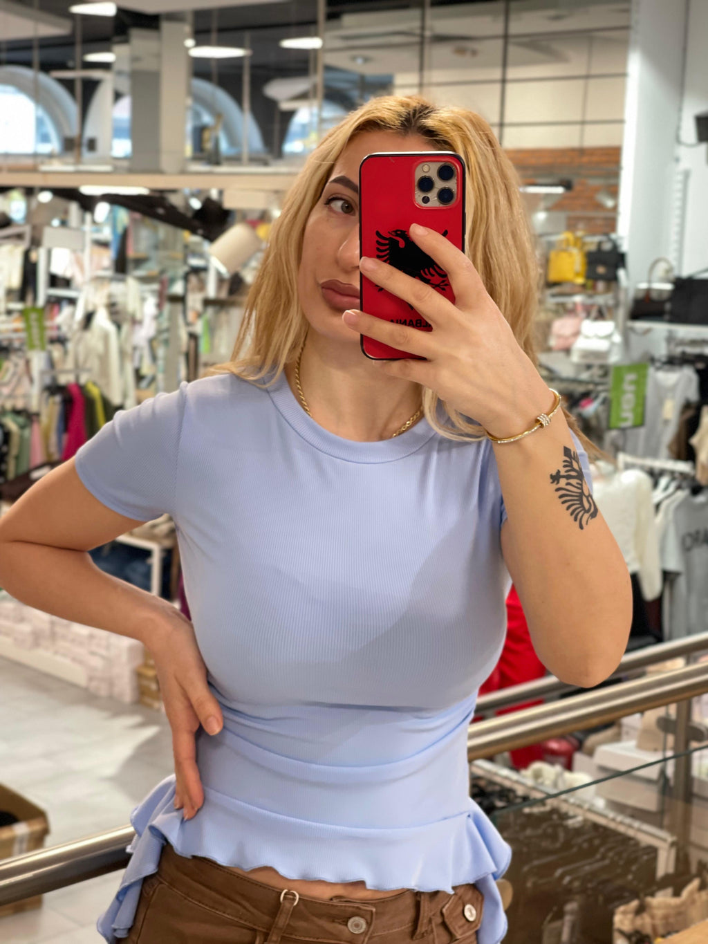 Shirt Zeinab mit Rüschchen