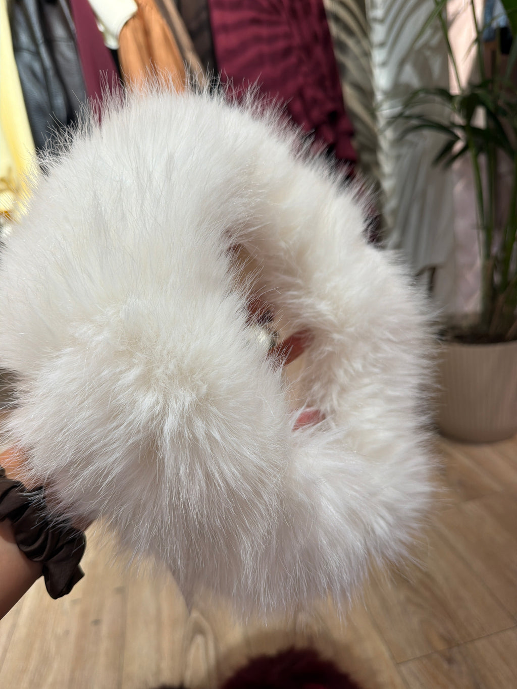 Luxuriöses Damen Kunstfell-Stirnband (Faux Fur Headband) – Flauschiger Ohrenwärmer