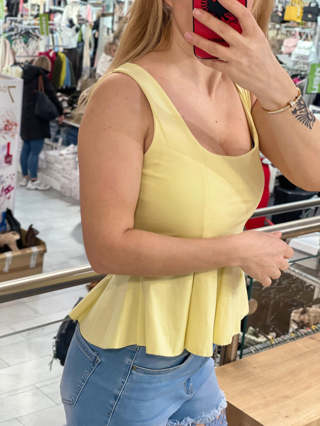 Peplum-Top Lojan