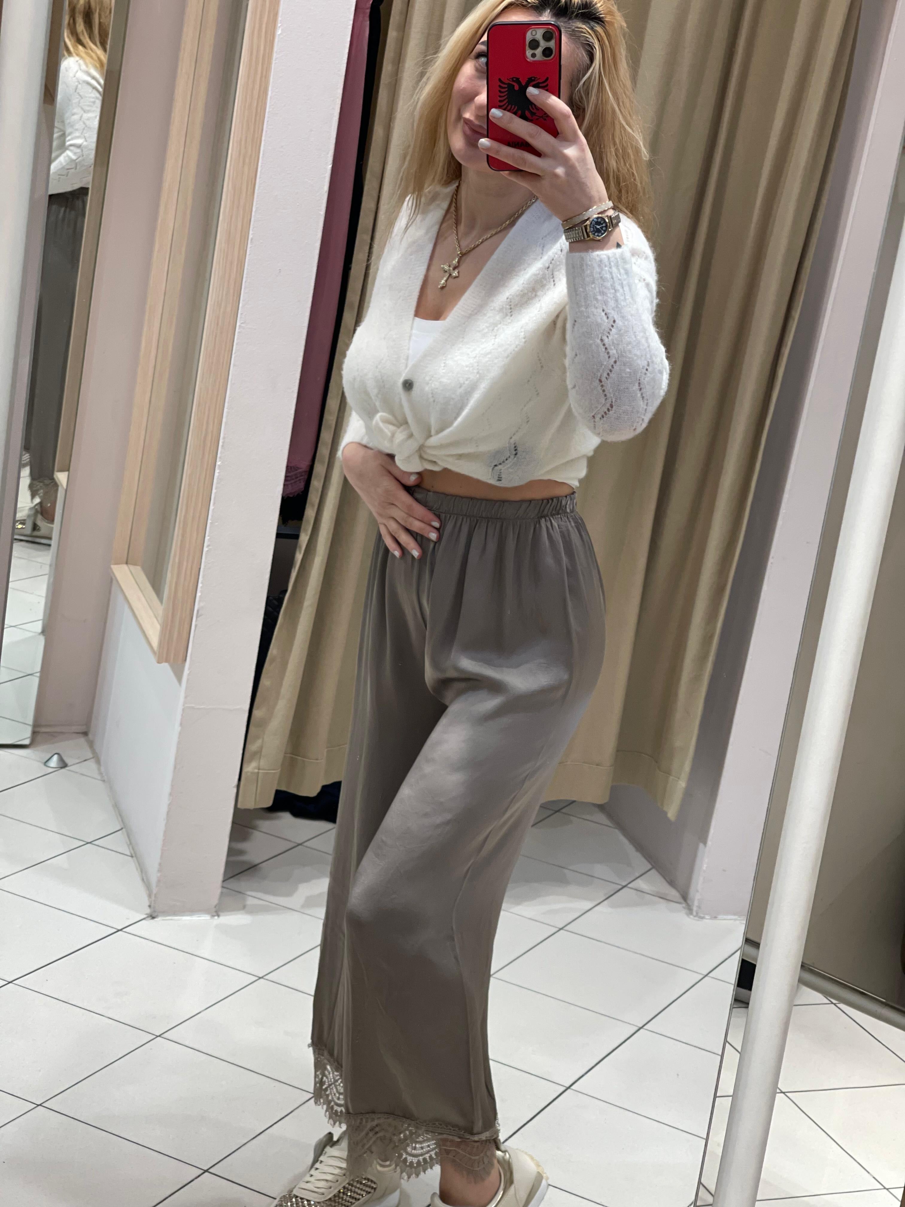 Viskose Hose mit Spitze