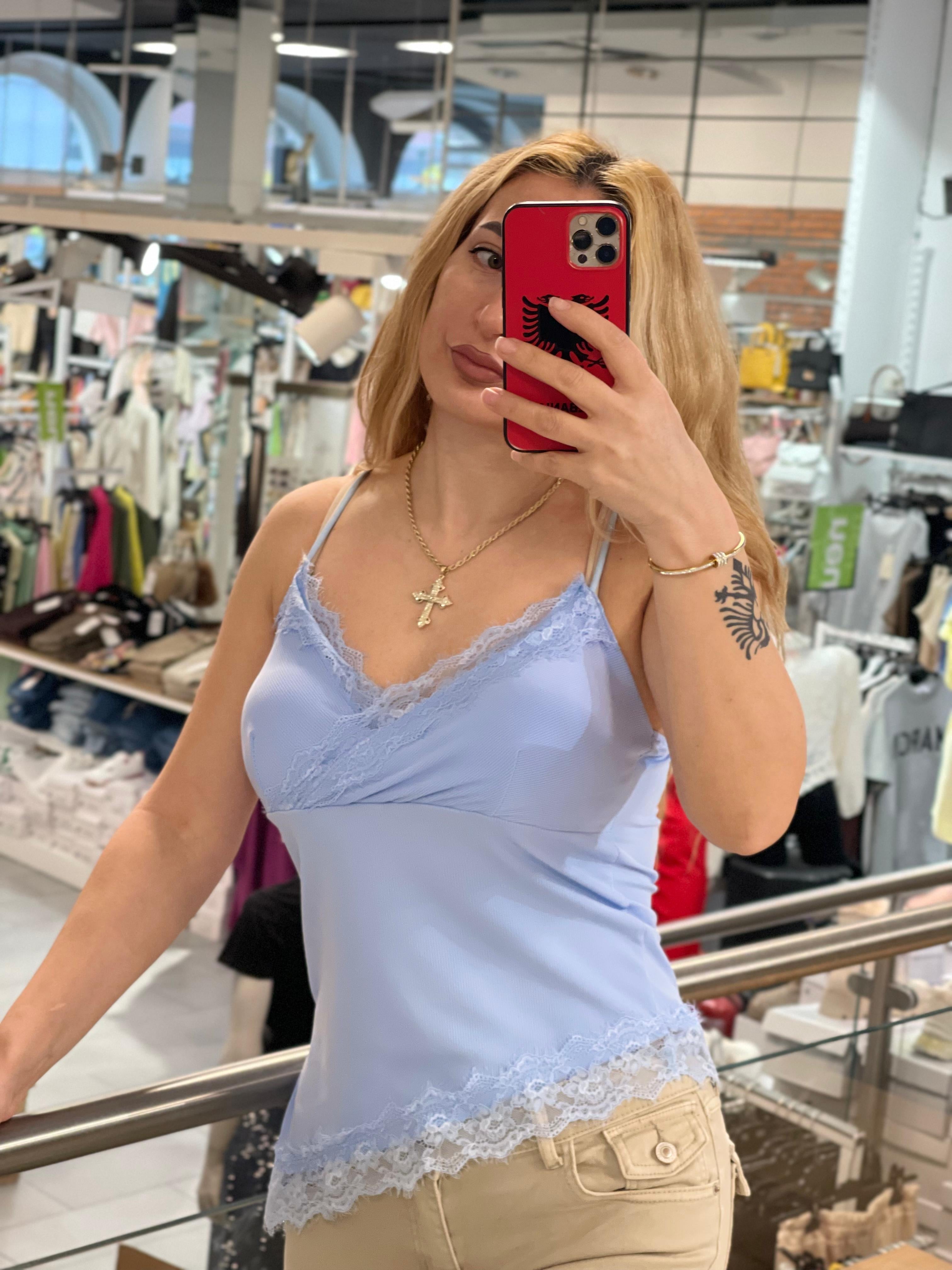 Top Nelly mit spitze