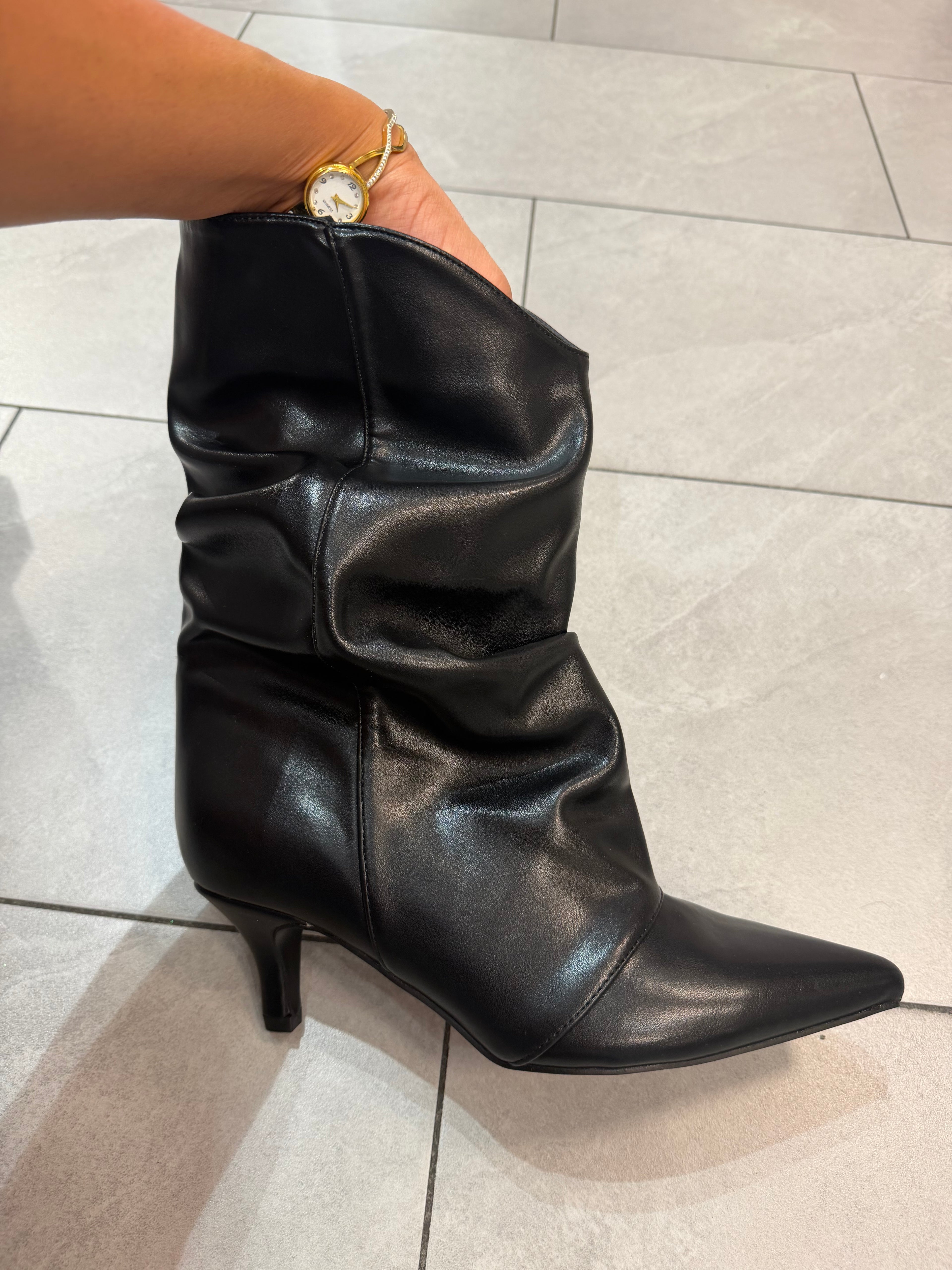 Damen Raffstiefel Slouchy